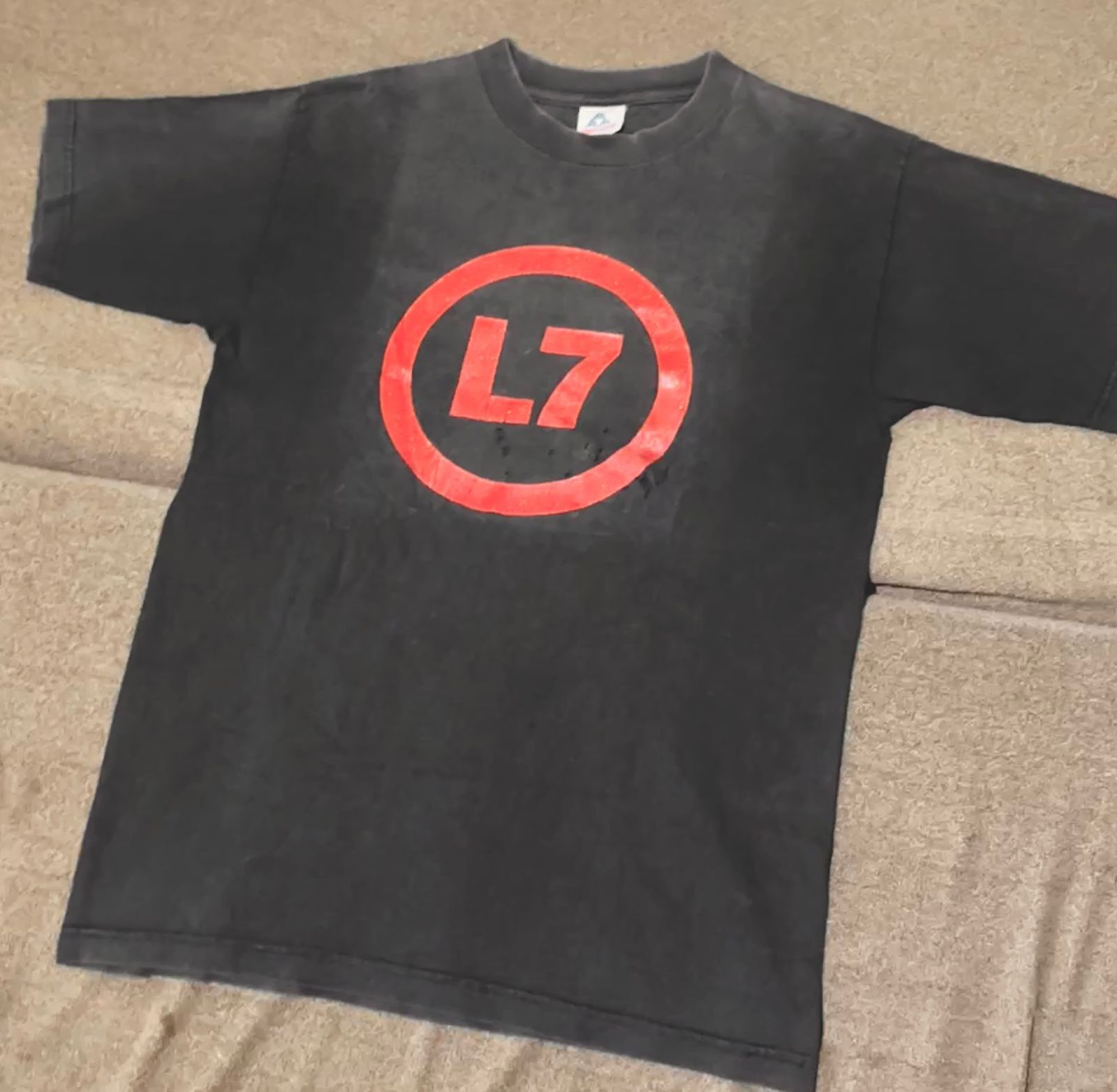 Band Tees Vintage 90s L7 shirt Nirvana,sonic youth,dinosaur jr Size US M / EU 48-50 / 2 - 2 Thumbnail