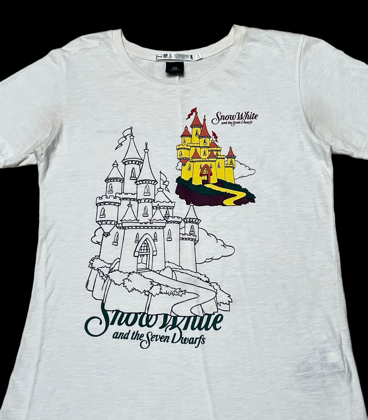 Undercover × Uniqlo × Vintage Vintage Brand Uniqlo Undercover Snow White T-Shirt 1990s Size US S / EU 44-46 / 1 - 3 Thumbnail