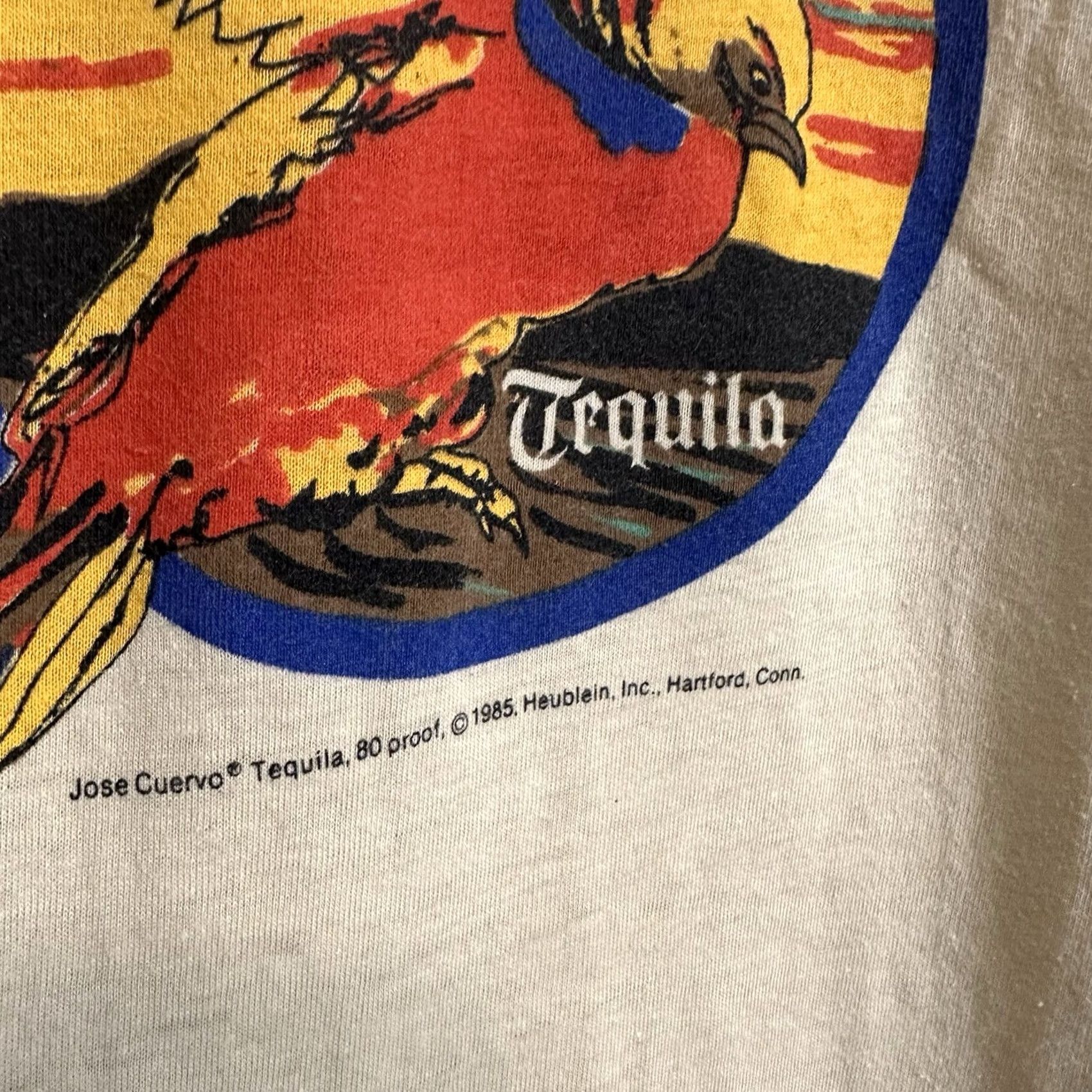 Anvil VINTAGE 1985 Jose Cuervo Hummingbird T Shirt Anvil 80s USA Beer Liqour Logo Men M Beige Short Sleeve Crew Neck Cotton Polyester Knit NOS Made In USA Size US M / EU 48-50 / 2 - 3 Thumbnail