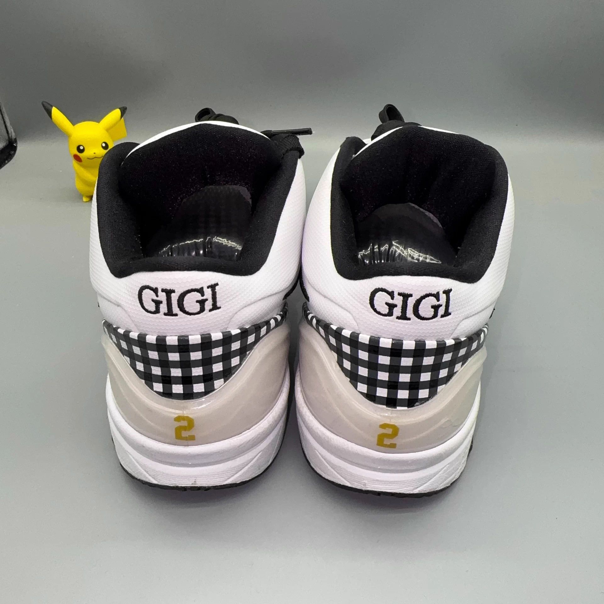 Nike Nike Kobe 4 Gigi White Black 44.5 (Slight Wear) Size US 11.5 / EU 44-45 - 3 Thumbnail