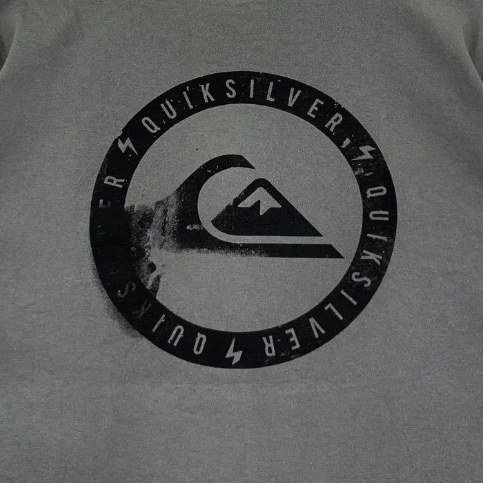 Quiksilver Vintage QUIKSILVER SURF HAWAII Distress Design Tee Shirt Size US M / EU 48-50 / 2 - 4 Thumbnail