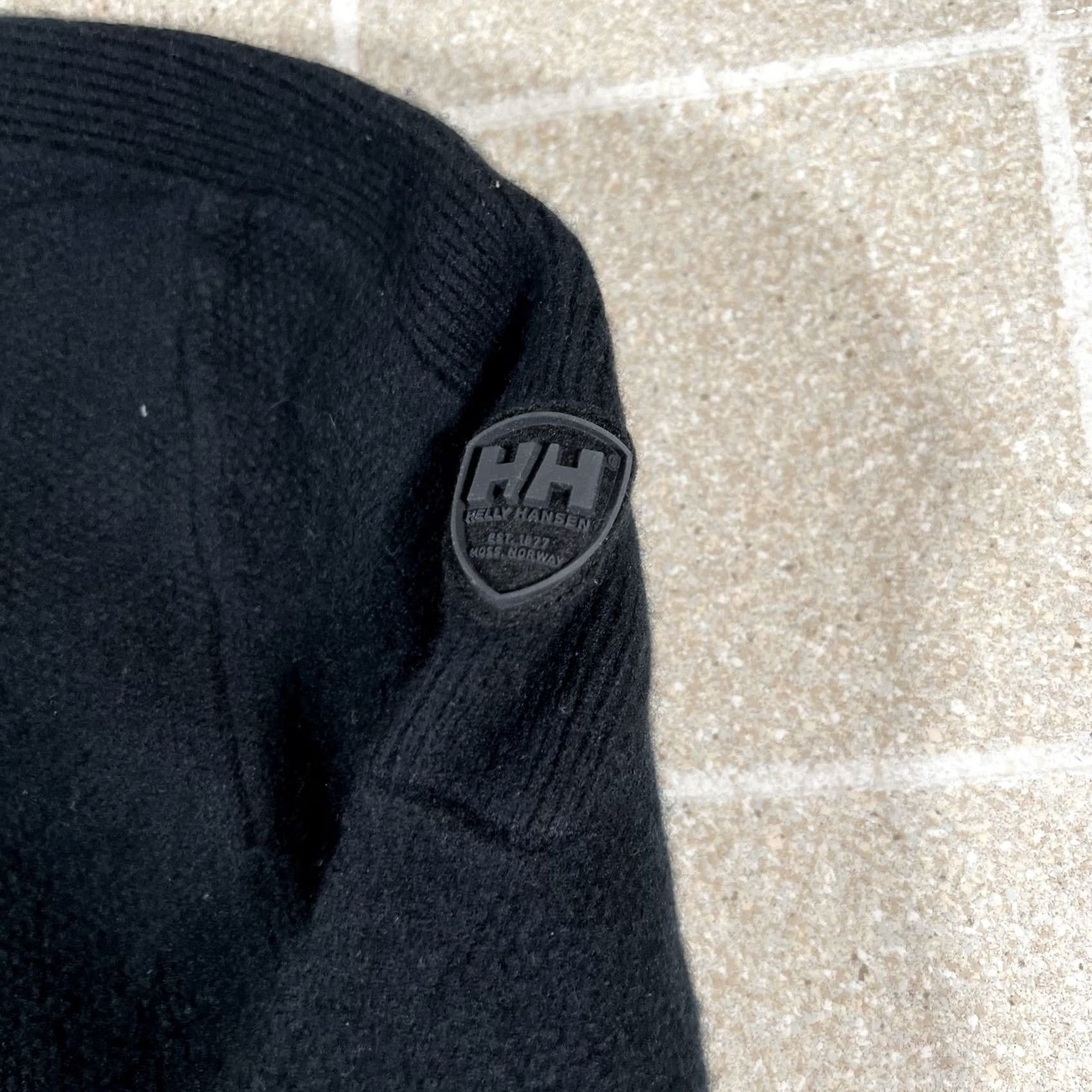 Helly Hansen VINTAGE Helly Hansen Wool Black 1/4 Zip Pullover Sweater XL Men Large Black Wool 1/4 Zip Pullover Sweater Size US XL / EU 56 / 4 - 3 Thumbnail