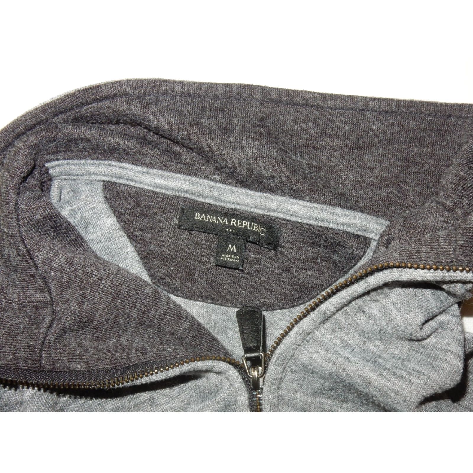 Banana Republic Banana Republic Men Sweater Size M Gray 1/4 Zip Pullover Knit Solid Medium Size US M / EU 48-50 / 2 - 3 Thumbnail