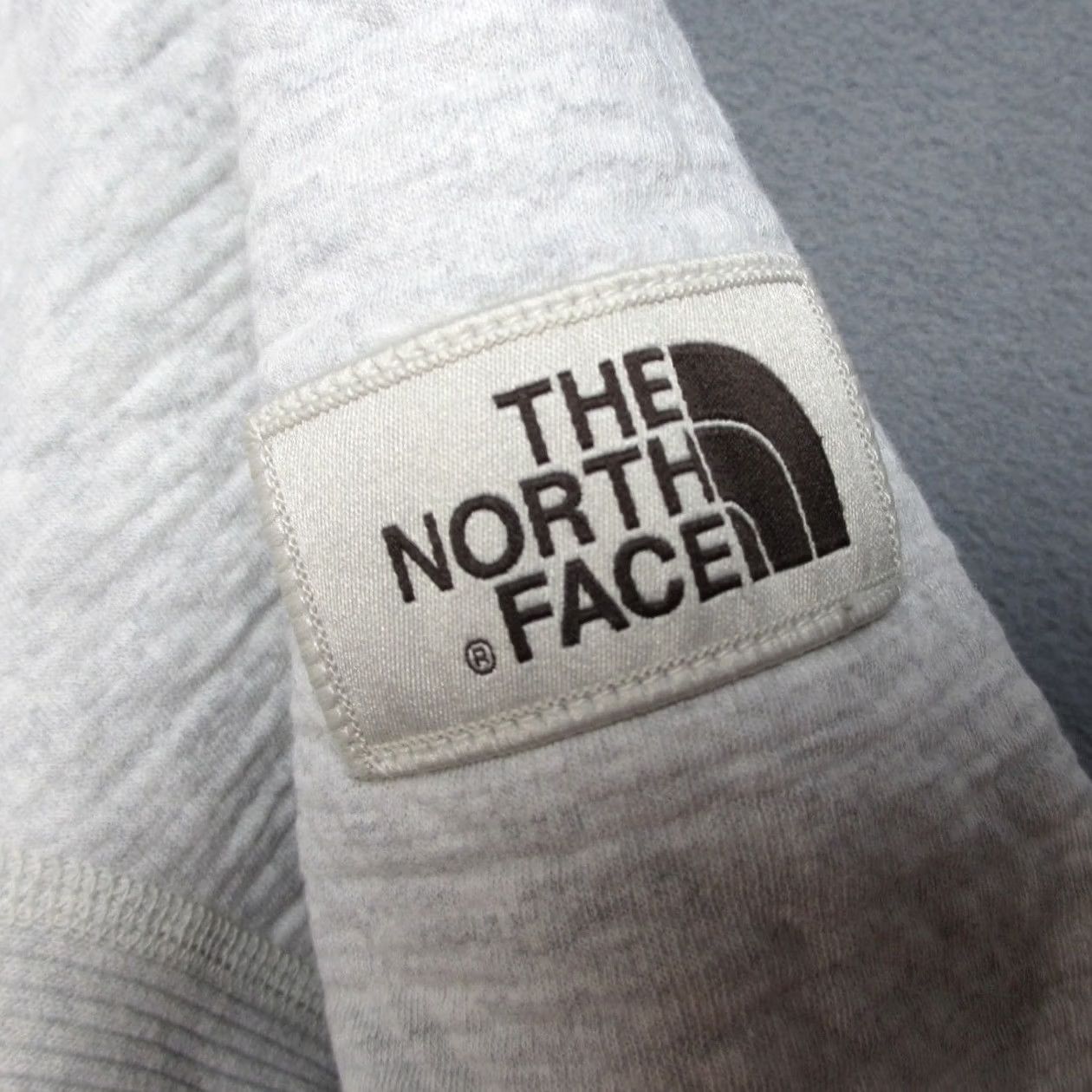 The North Face The North Face Jacket Womens XL Gray Fleece Hooded Regular Fit Winter Full Zip Size XL / US 12-14 / IT 48-50 - 2 Thumbnail