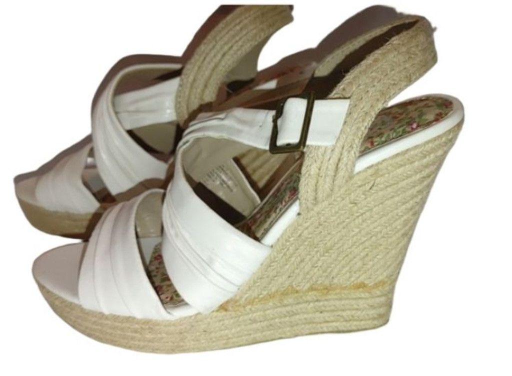 Decree Leather Wedges Size 8 Shoes in White, Women's