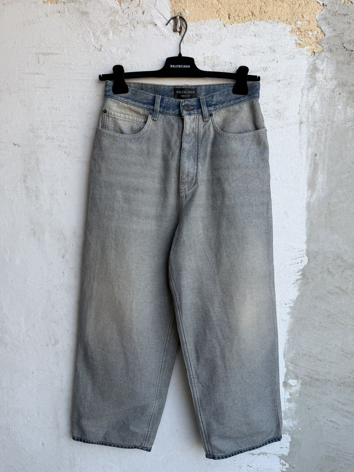 Balenciaga [S] 1590$ Spring24 Inside out blue baggy jeans Size US 30 / EU 46 - 1 Thumbnail
