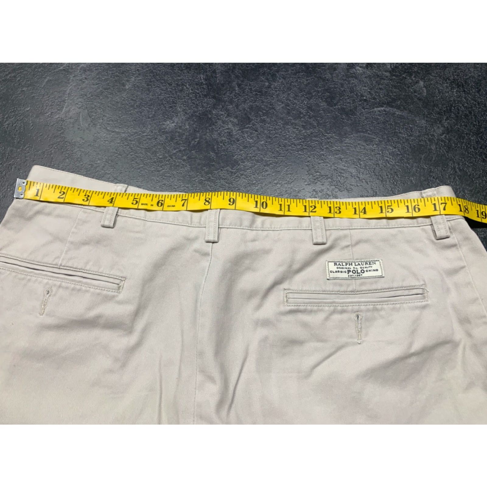 Polo Ralph Lauren VINTAGE Polo Ralph Lauren Men’s Flat Front Chino Pants 35 Beige Khaki Shorts Size US S / EU 44-46 / 1 - 7 Thumbnail