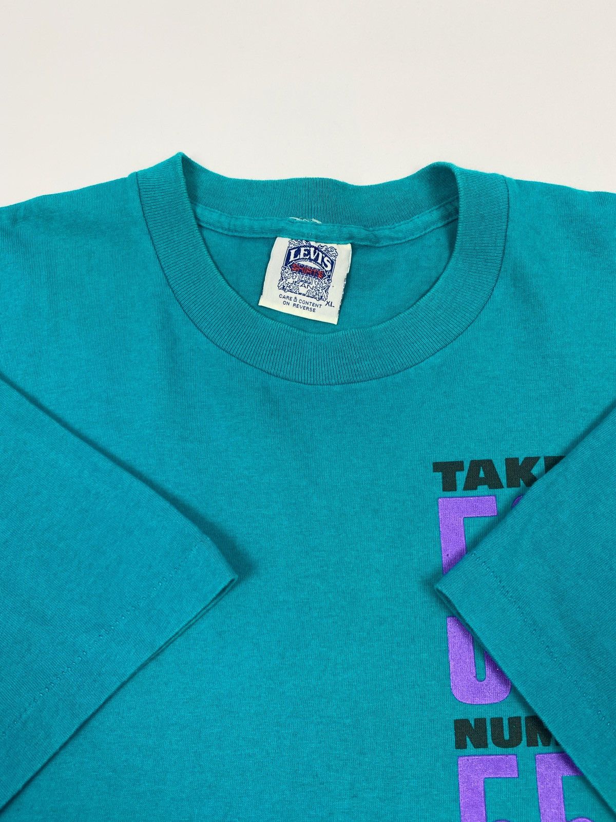 Levi's 1990’s Vintage Levi’s Jeans Graphic Promo Tee Size US XL / EU 56 / 4 - 2 Thumbnail