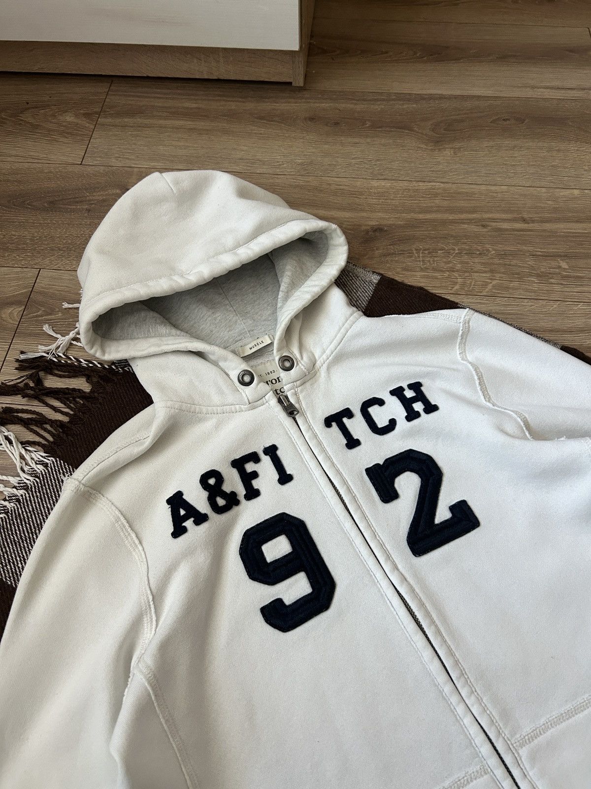 Abercrombie & Fitch Vintage Abercrombie & Fitch big logo zip-hoodies Lgb style Size US M / EU 48-50 / 2 - 3 Thumbnail