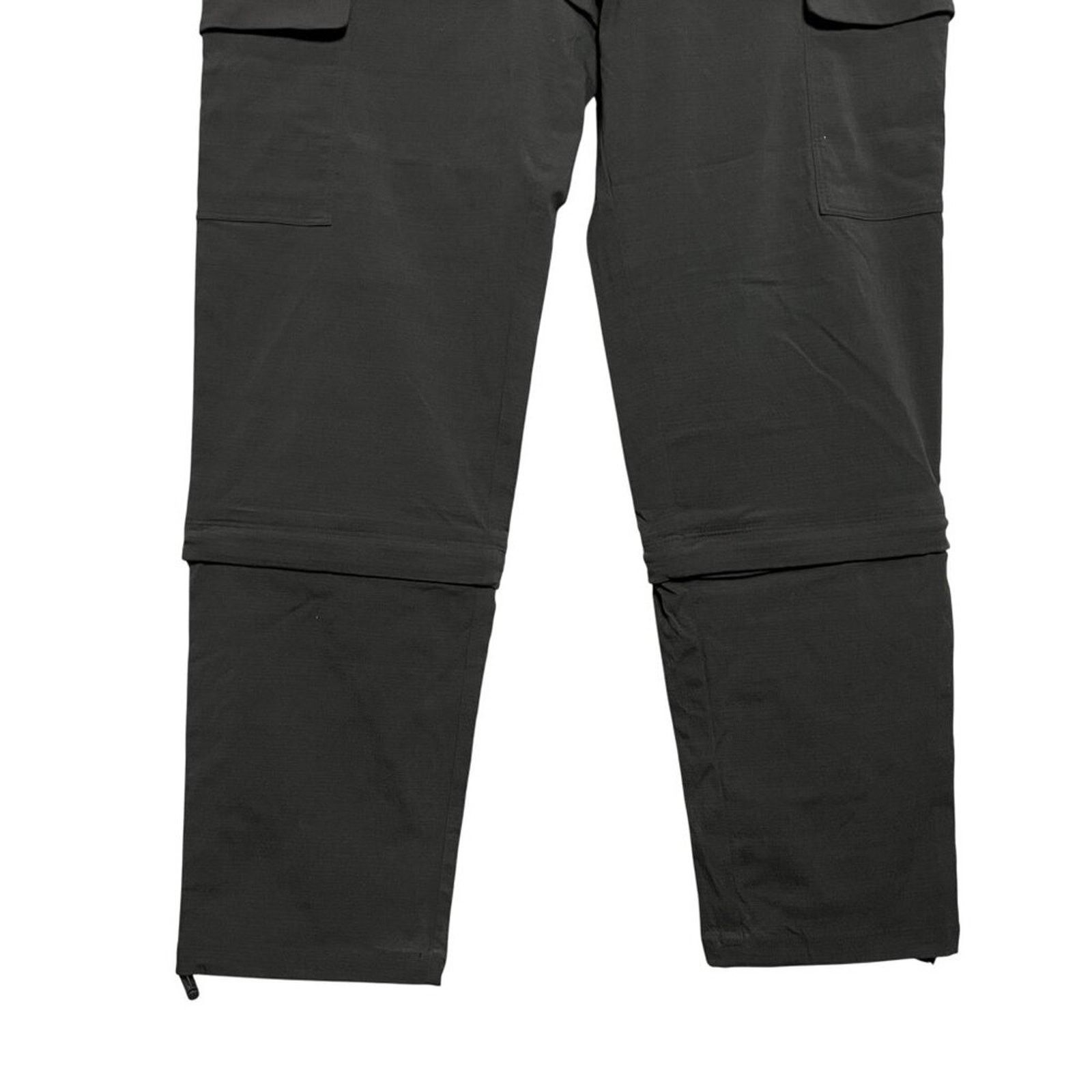 Athleta Athleta Convertible Hiking Pants Size 8 Black Zip Off Capri Size 30" / US 8 / IT 44 - 6 Thumbnail