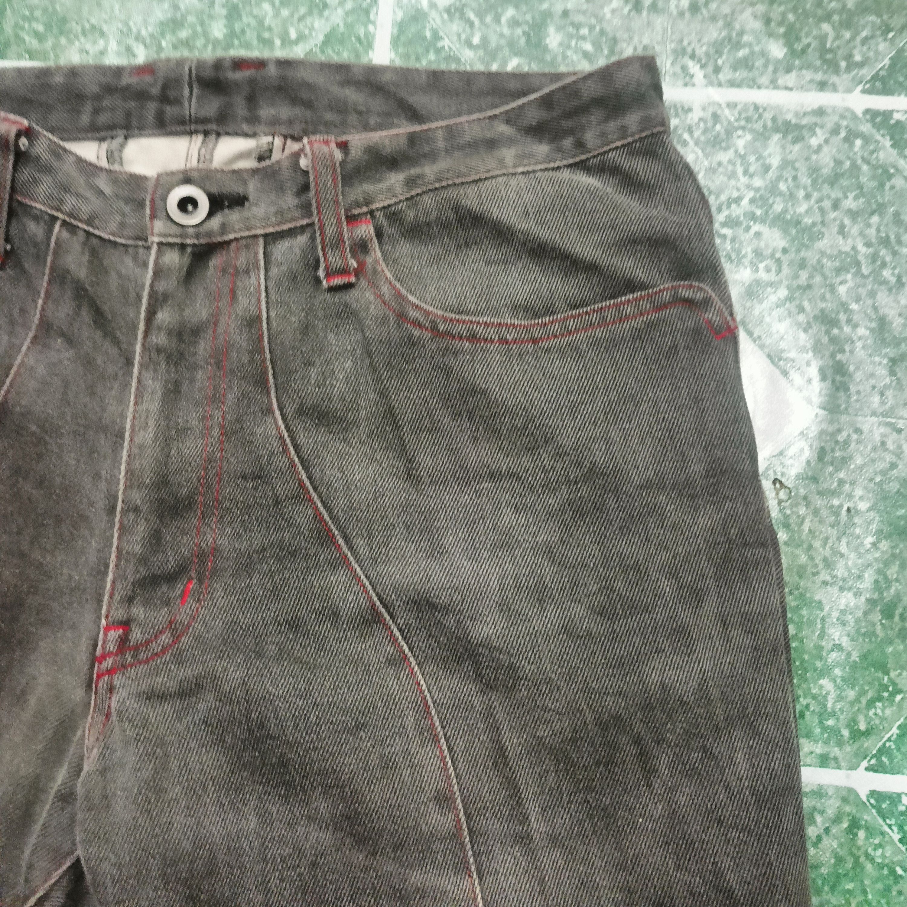 Who Decides War Japanese Difference Rupert Flared Jeans Distressed Jeans Size US 31 - 3 Thumbnail