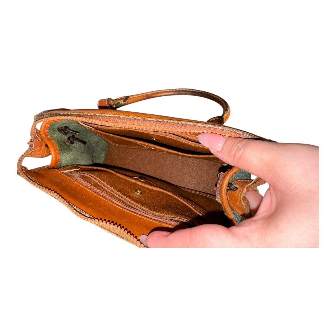 Dooney & Bourke × Vintage Dooney and Bourke Vintage Green and Brown Pebbled Leather Size ONE SIZE - 8 Thumbnail