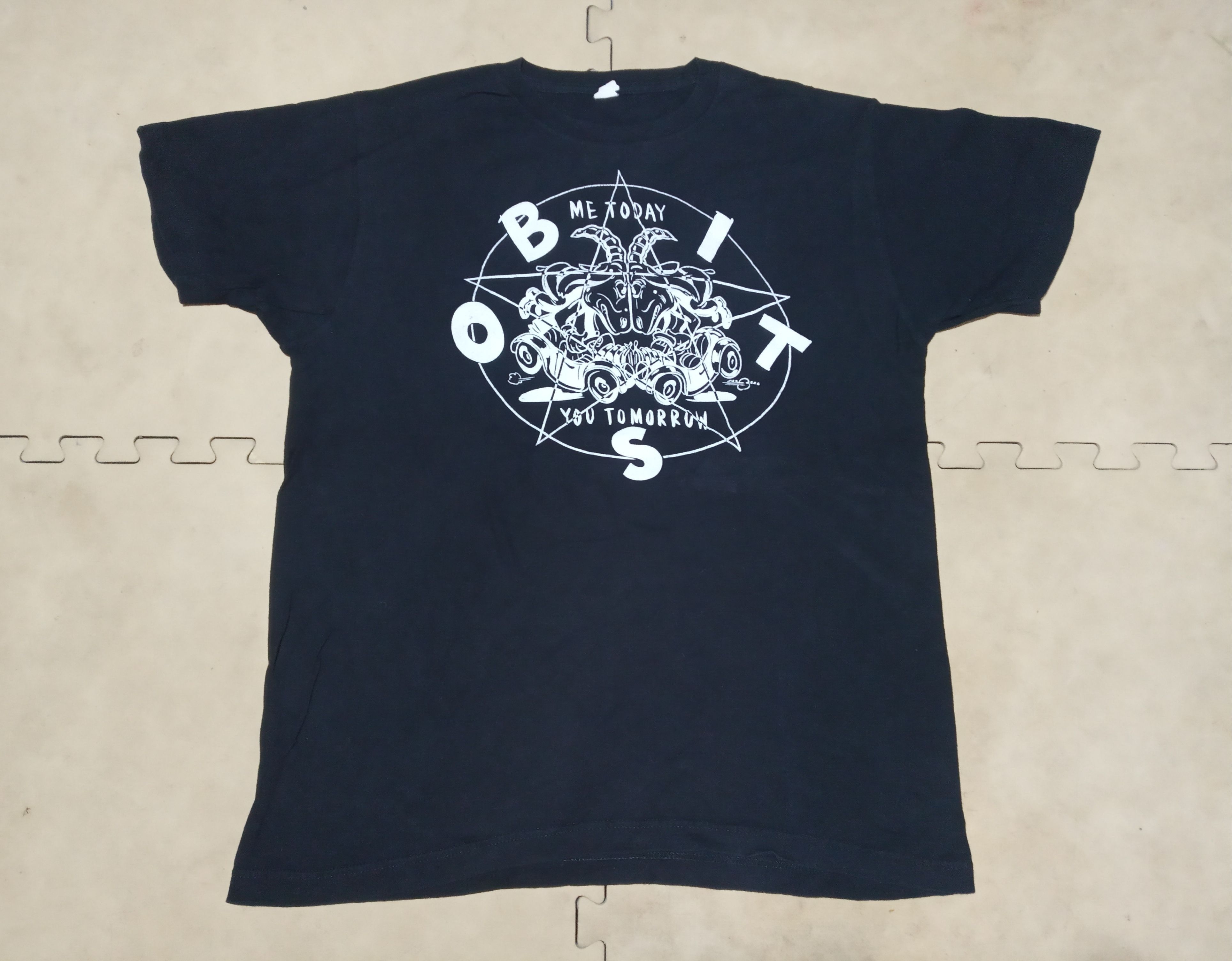 Band Tees Obits "Me Today You Tomorrow" Size US L / EU 52-54 / 3 - 1 Thumbnail