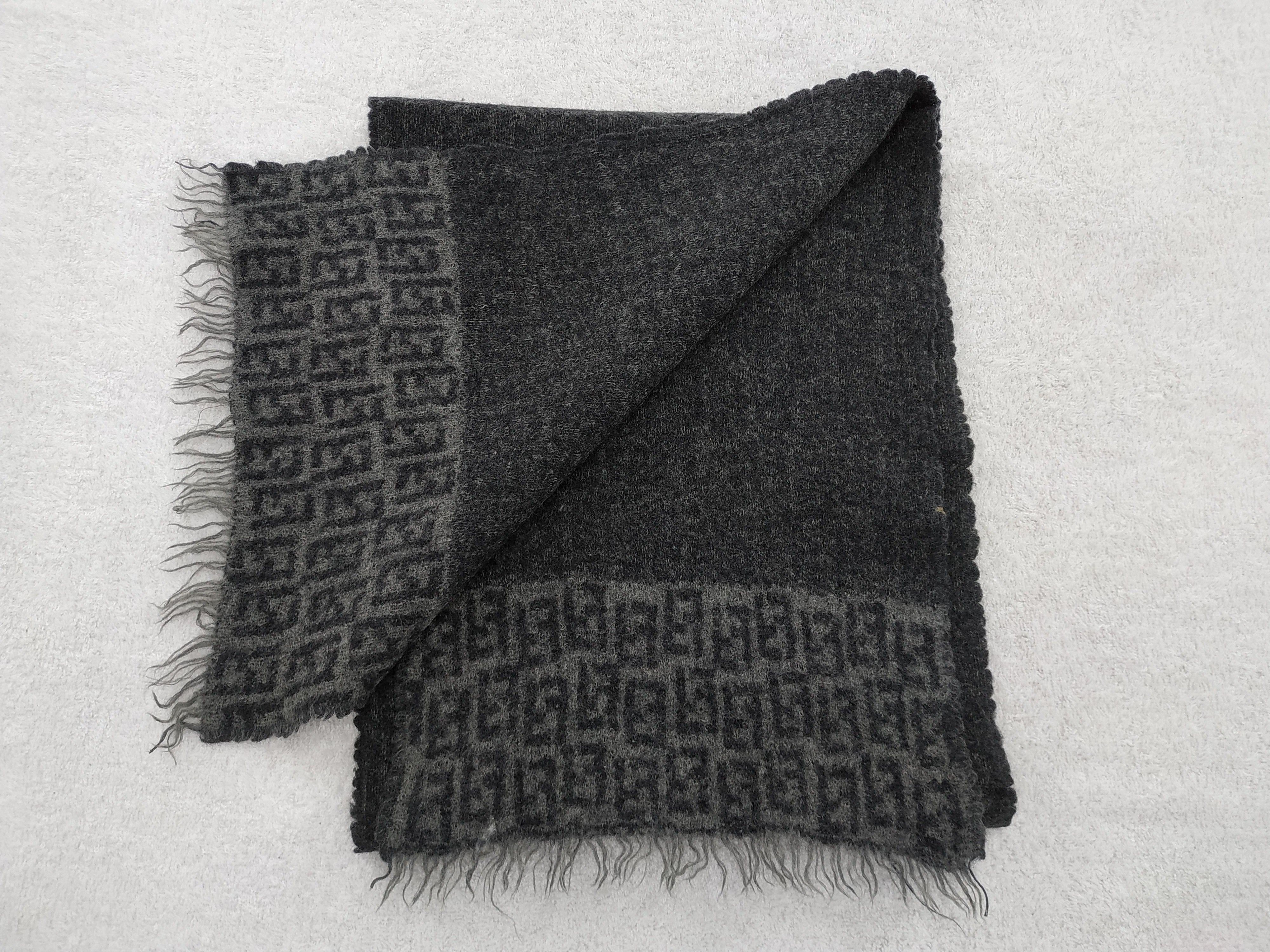 Vintage Fendi Scarf / Muffler / Neckwear Size ONE SIZE - 3 Thumbnail