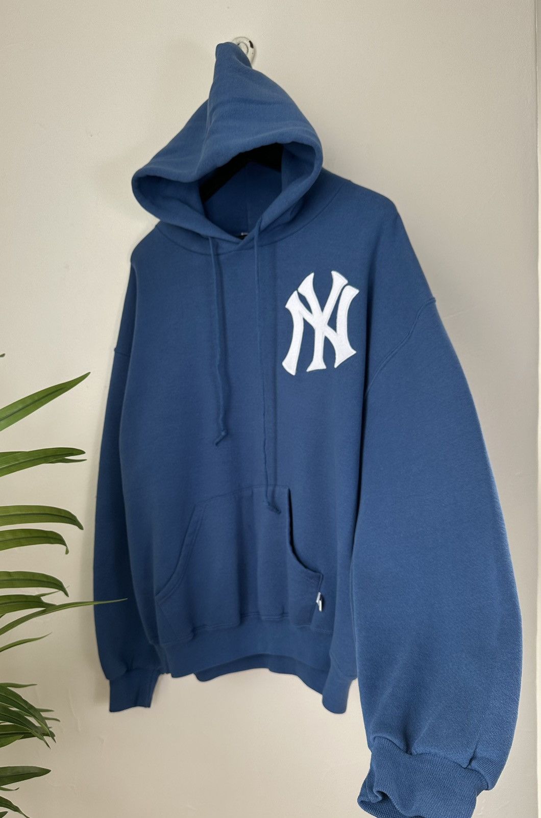 Russell Athletic (XL) SICK NY YANKEES Blue Russell Athletic Hoodie Size US XL / EU 56 / 4 - 2 Thumbnail