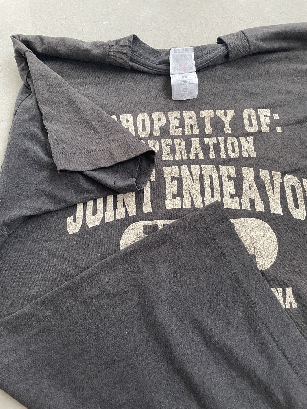 Vintage VINTAGE BOSNIA WAR TEE SUNFADED Size US L / EU 52-54 / 3 - 5 Thumbnail