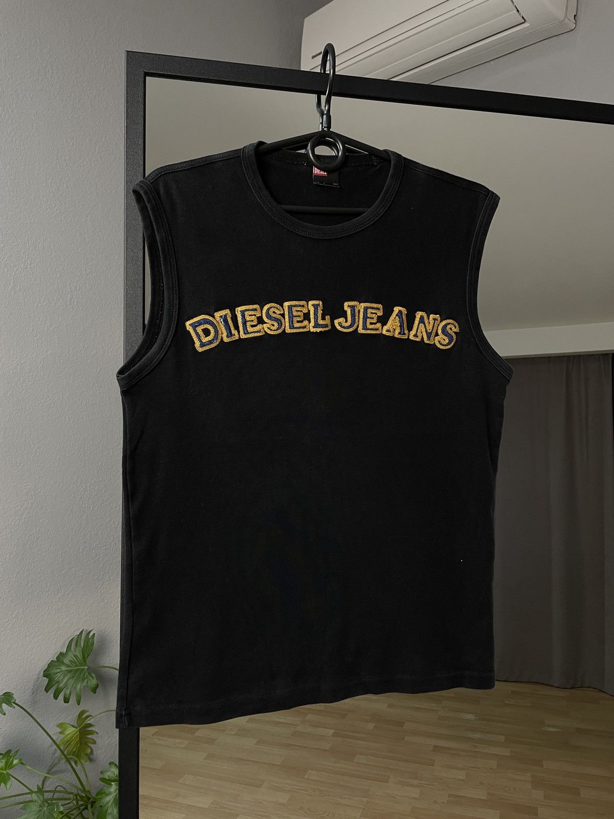 Diesel Vintage Diesel Tee Tank Top Y2K T-Shirt Big Logo Size US M / EU 48-50 / 2 - 2 Thumbnail