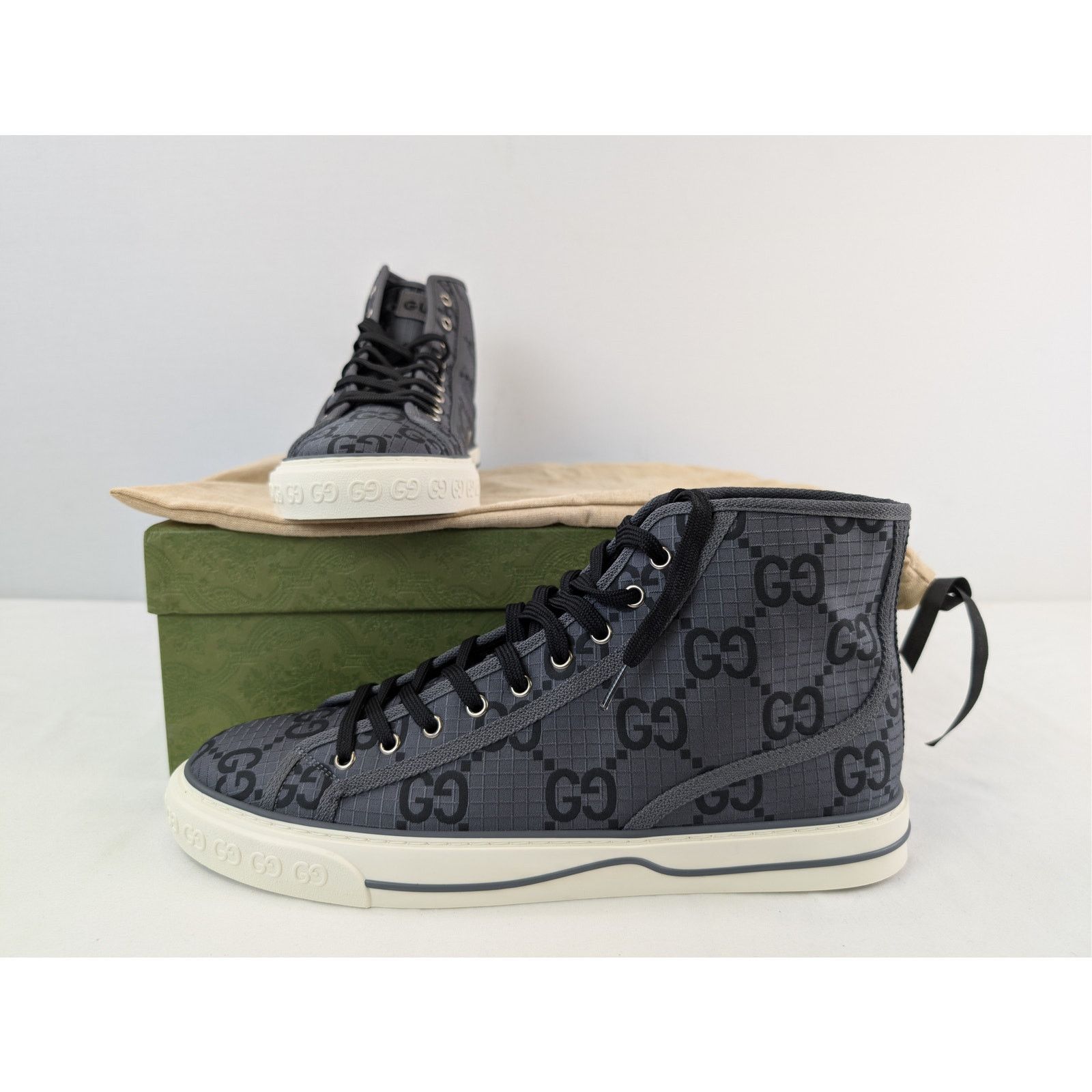 Gucci o1rshd1 GG monogram Tennis 1977 High-Top sneakers in grey Size US 12.5 / EU 45-46 - 19 Thumbnail