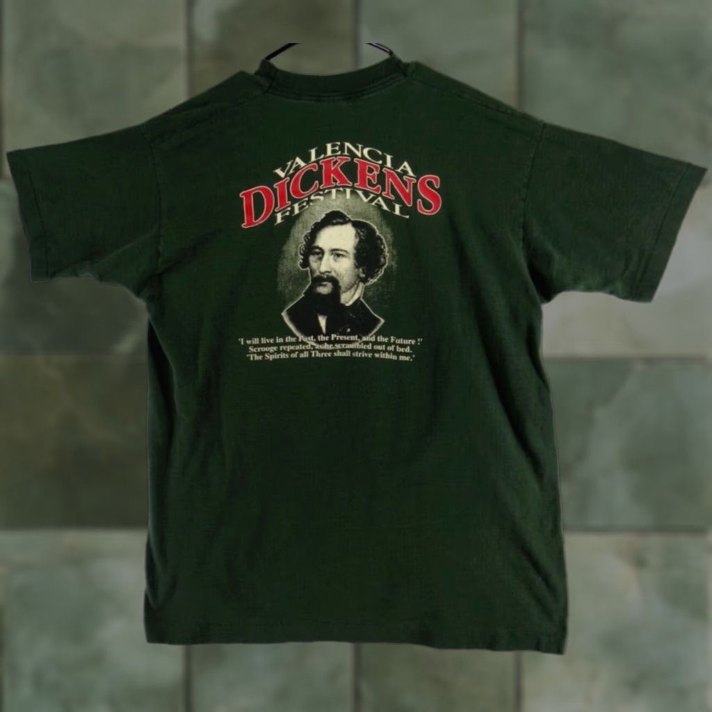 Fruit Of The Loom VTG 90s Valencia Charles Dickens Festival Single Stitch Green T Shirt Men's XL Size US XL / EU 56 / 4 - 1 Thumbnail