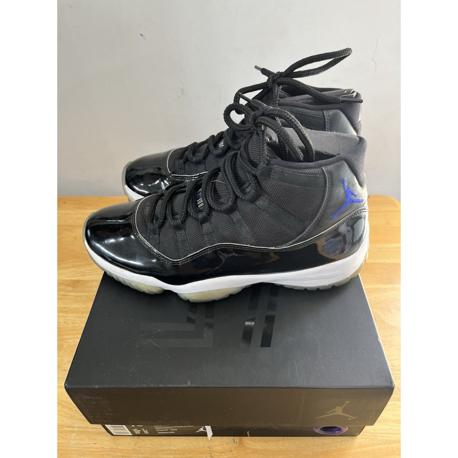 Jordan Brand Size 10 - Jordan 11 Retro High Space Jam Ready to ship Size US 10 / EU 43 - 2 Thumbnail