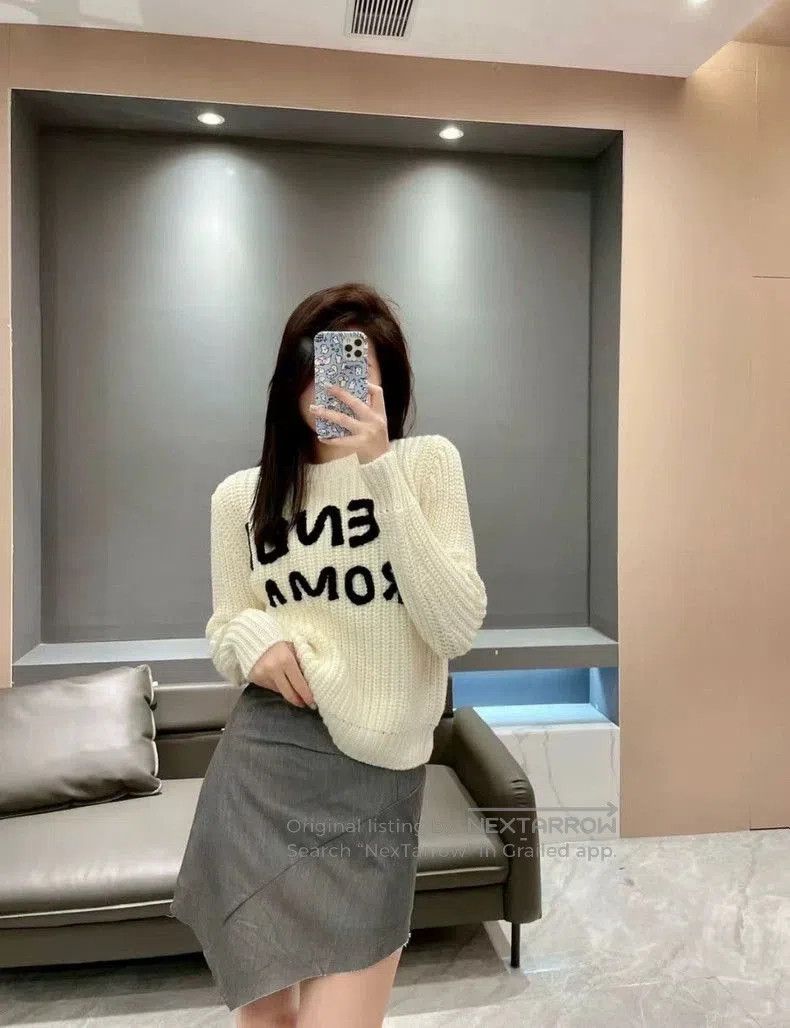Fendi Fendi Roma Flocked Embroidery Letter Knit Sweater. Size US M / EU 48-50 / 2 - 5 Thumbnail