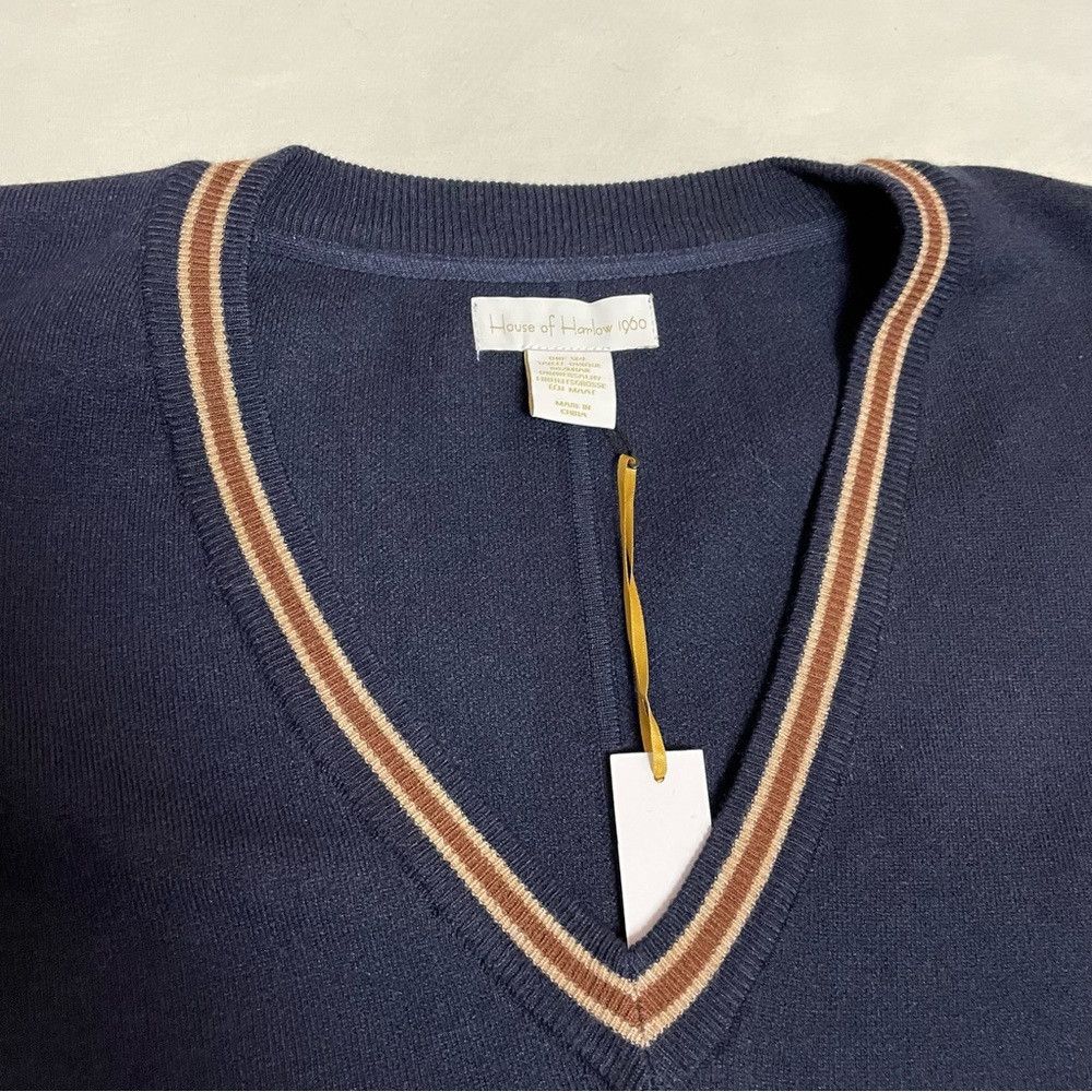 House of Harlow NWT New House of Harlow 1960 Poncho V-Neck Navy Sweater One Size ONE SIZE - 6 Thumbnail