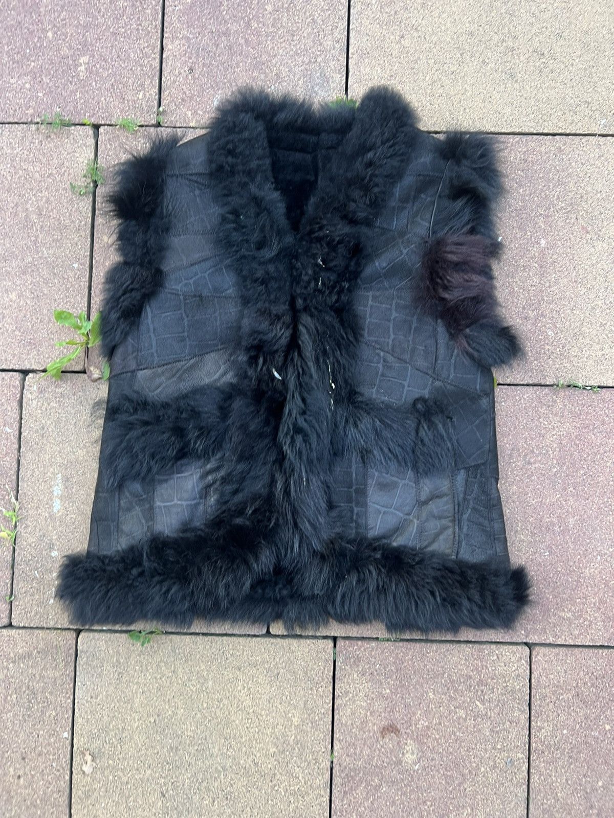 Japanese Brand Very Rare Japanese Balenciaga Style Real Fur Mohair Y2K vest Size US M / EU 48-50 / 2 - 7 Thumbnail