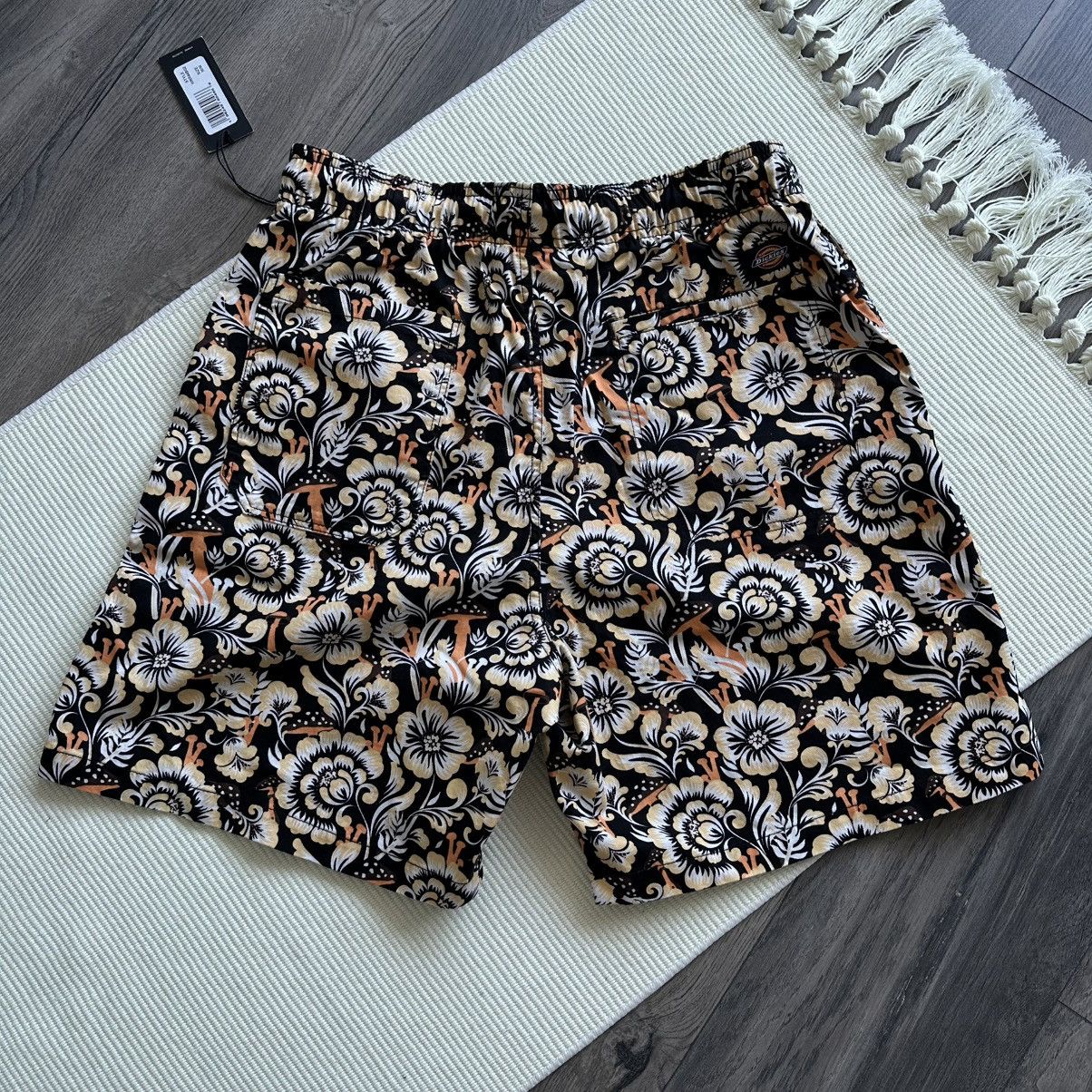 Dickies Dickies Roseburg Floral-Print Relaxed-Fit Shorts Size US 32 / EU 48 - 5 Thumbnail