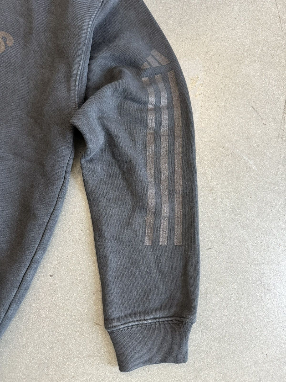 Yeezy Yeezy Season 5 Calabasas Crewneck - Lybra Size US S / EU 44-46 / 1 - 4 Thumbnail