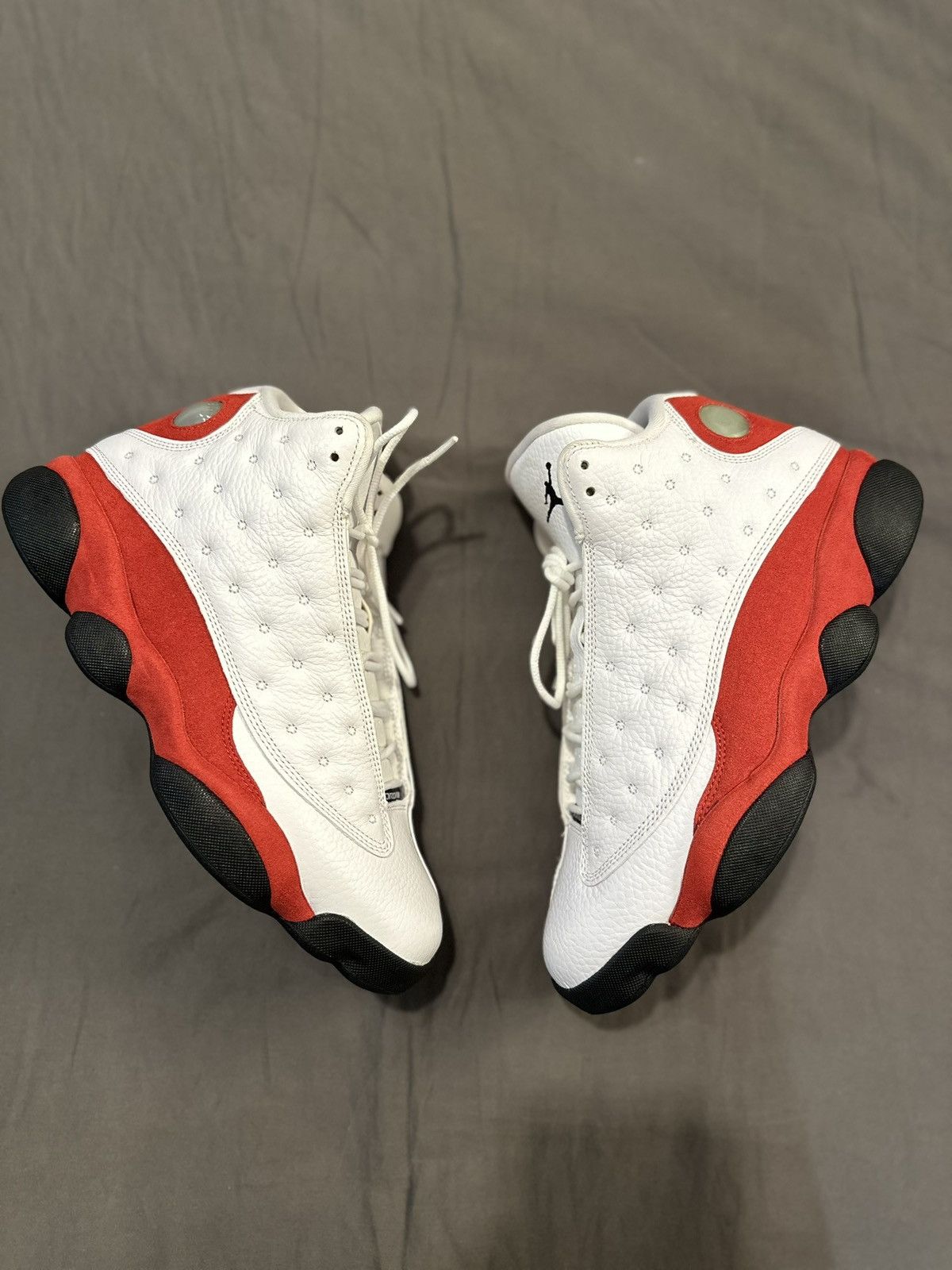 Jordan Brand Jordan 13 Retro Chicago 2017 / Size 9 Size US 9 / EU 42 - 1 Thumbnail