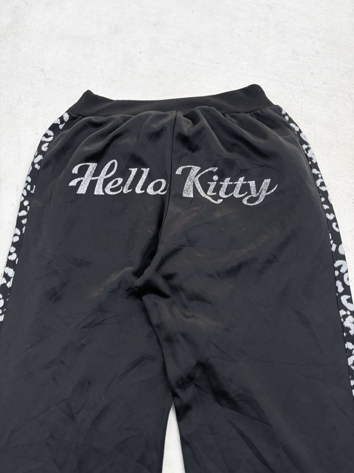 If Six Was Nine Rare Hello Kitty Sanrio Tracksuit (Hoodie & Pant) Size US S / EU 44-46 / 1 - 5 Thumbnail