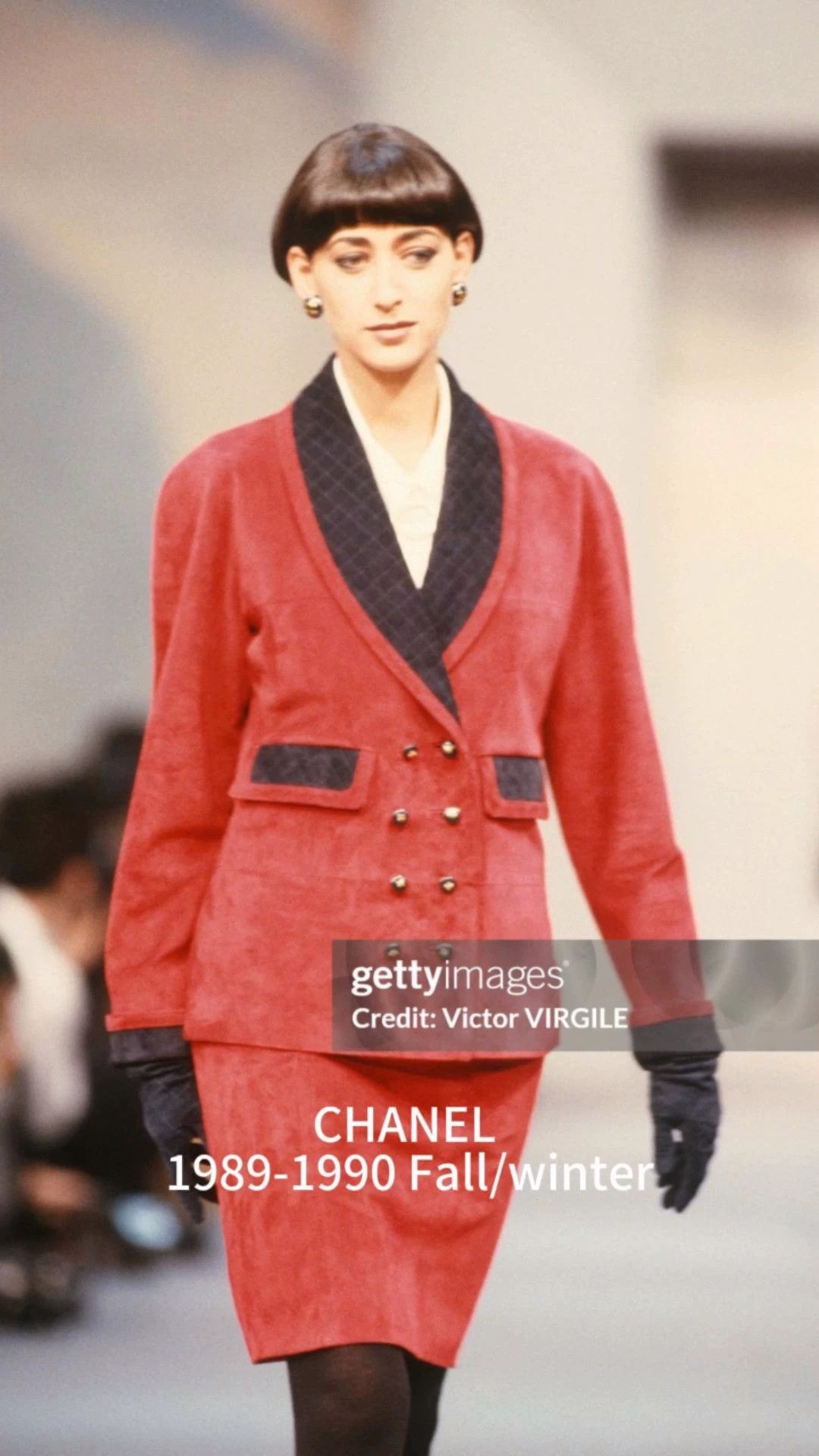 Chanel Chanel 1990 FW Runway 2-Piece Suit Crimson Navy Suede Fr40 Size L / US 10 / IT 46 - 1 Thumbnail