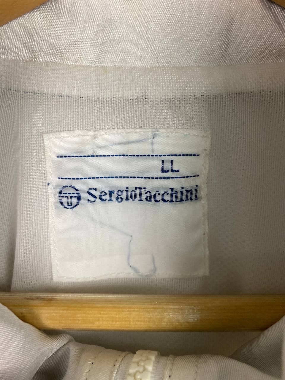 Sergio Tacchini vintage sergio tacchini embroided logo nice design Size US XL / EU 56 / 4 - 8 Thumbnail