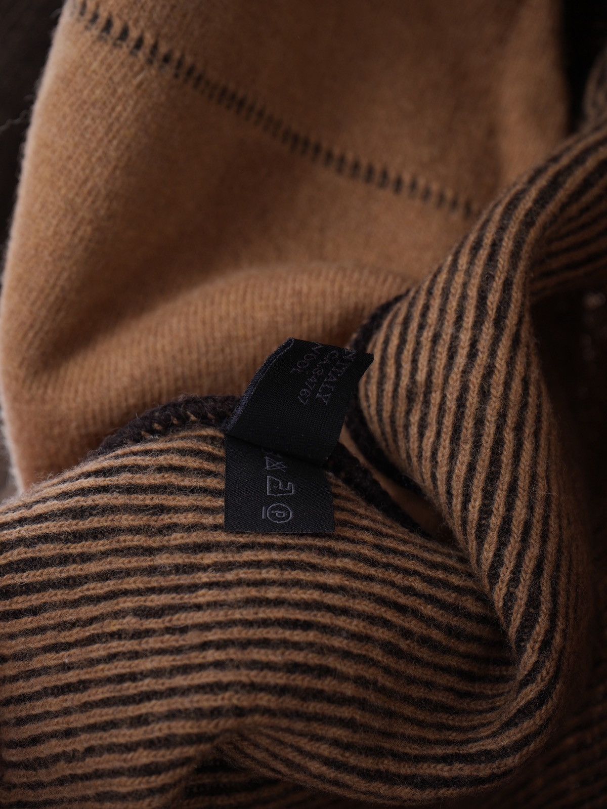Prada Prada Early 2000’s Wool Full Zip Sweater sz 50 Size US M / EU 48-50 / 2 - 7 Thumbnail