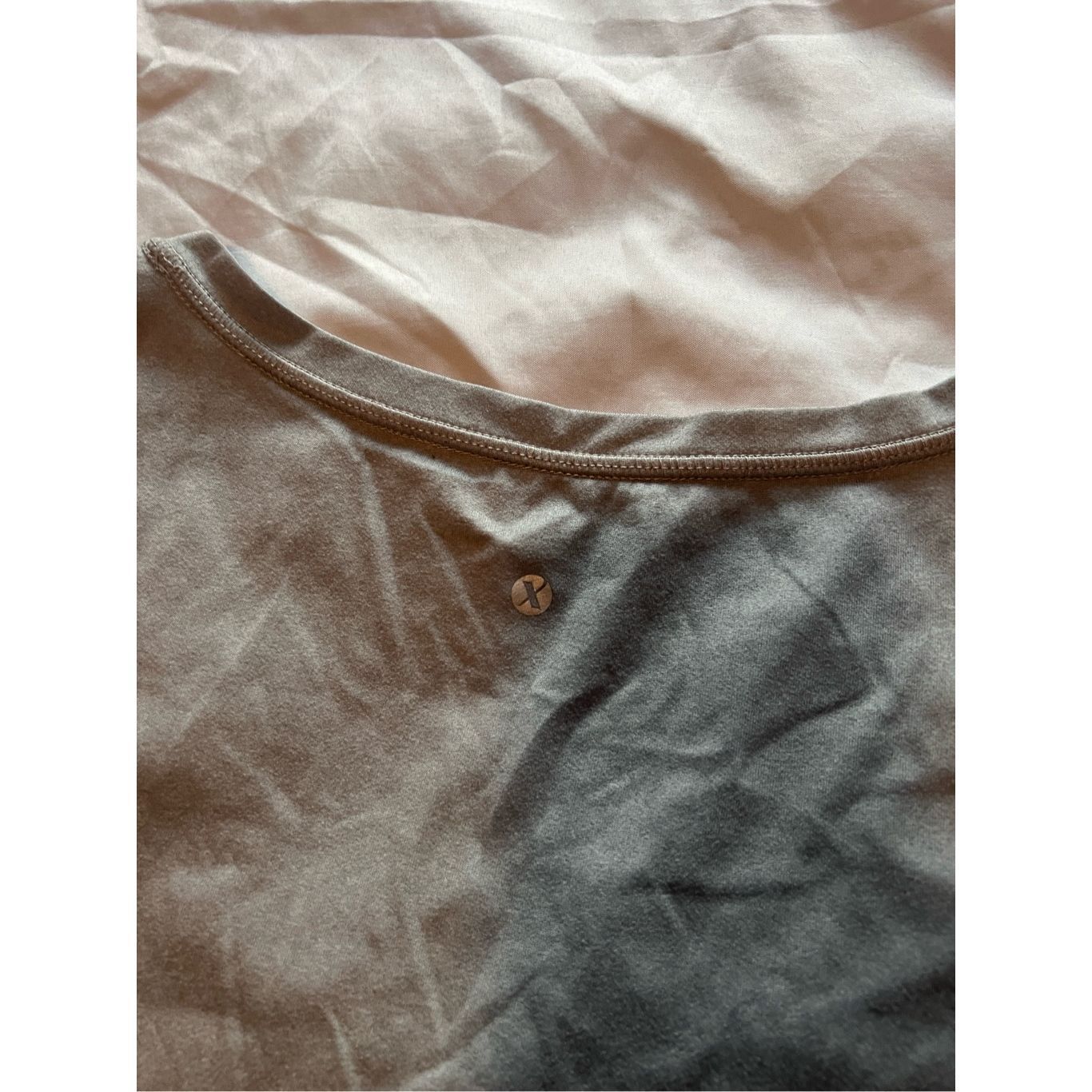 Other Xersion Grey T-Shirt Woman’s Size XXL - Flaw Size XXL / US 16-18 / IT 52-54 - 11 Thumbnail