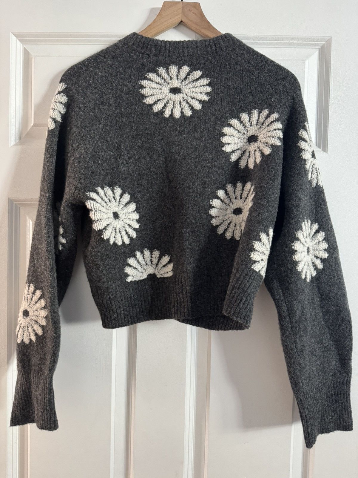 Sandro Sandro Gray Floral Intarsia Knit Size S / US 4 / IT 40 - 3 Thumbnail