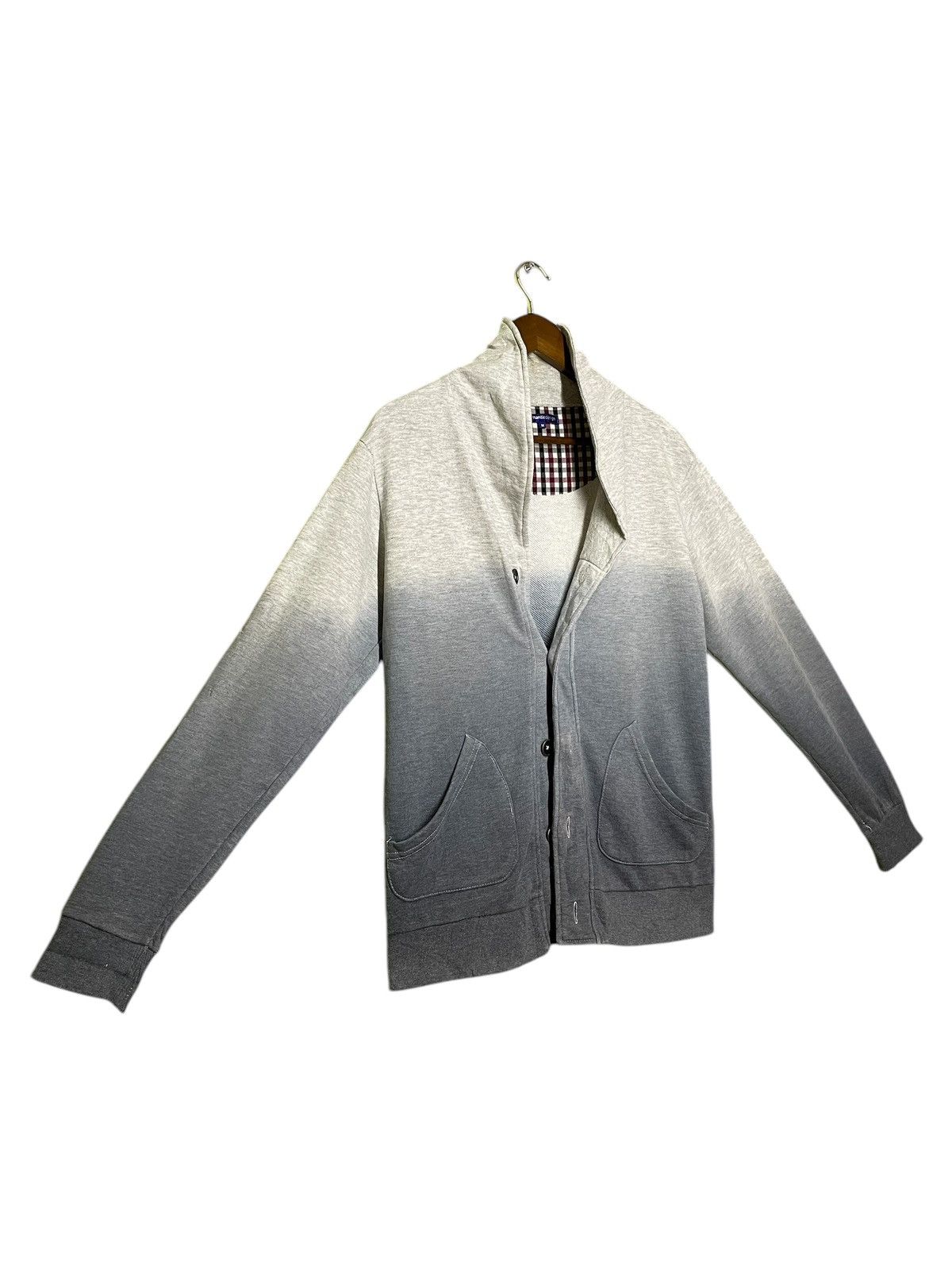 semanticdesign Semantic design hodiee botton sweatshirt size M Size US M / EU 48-50 / 2 - 3 Thumbnail