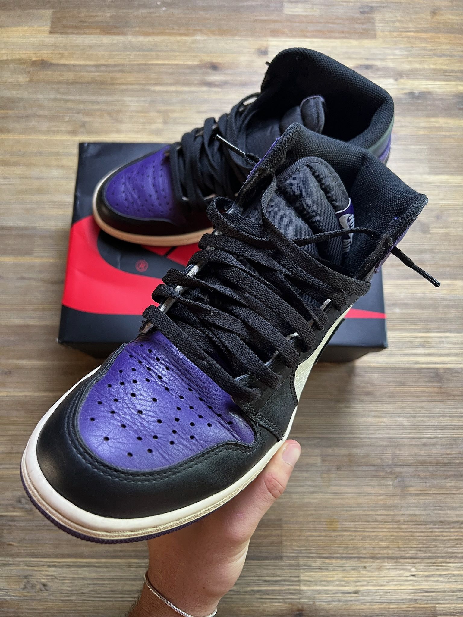 Nike Air Jordan 1 Retro High OG "Court Purple" taglia 42 Size US 9 / EU 42 - 5 Thumbnail