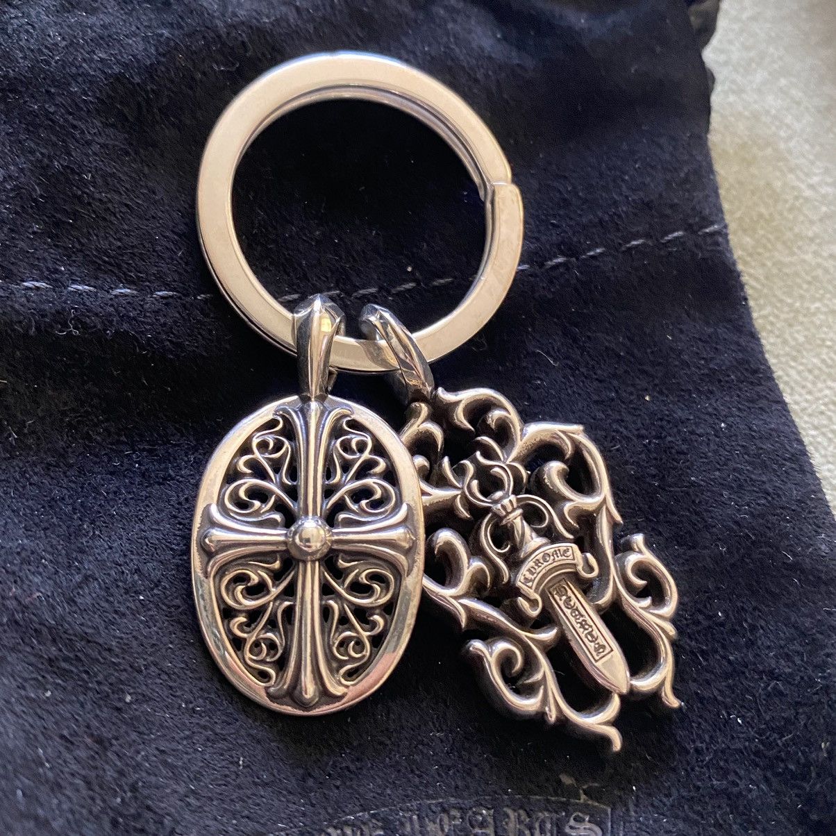 Chrome Hearts Chrome Hearts Oval and Vine Pendant Keychain/Bag Charm Size ONE SIZE - 1 Thumbnail