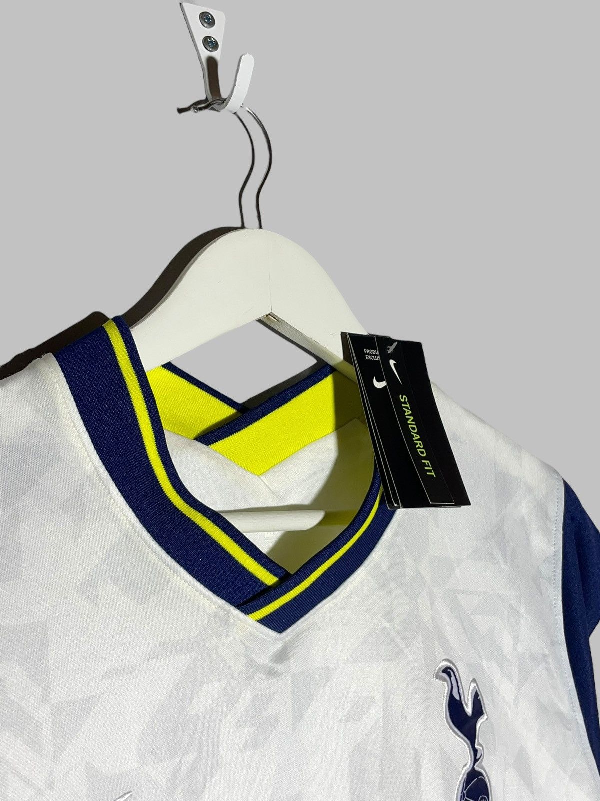 Nike Tottenham Hotspur Nike 2020/21 Home Football Shirt Size US M / EU 48-50 / 2 - 5 Thumbnail
