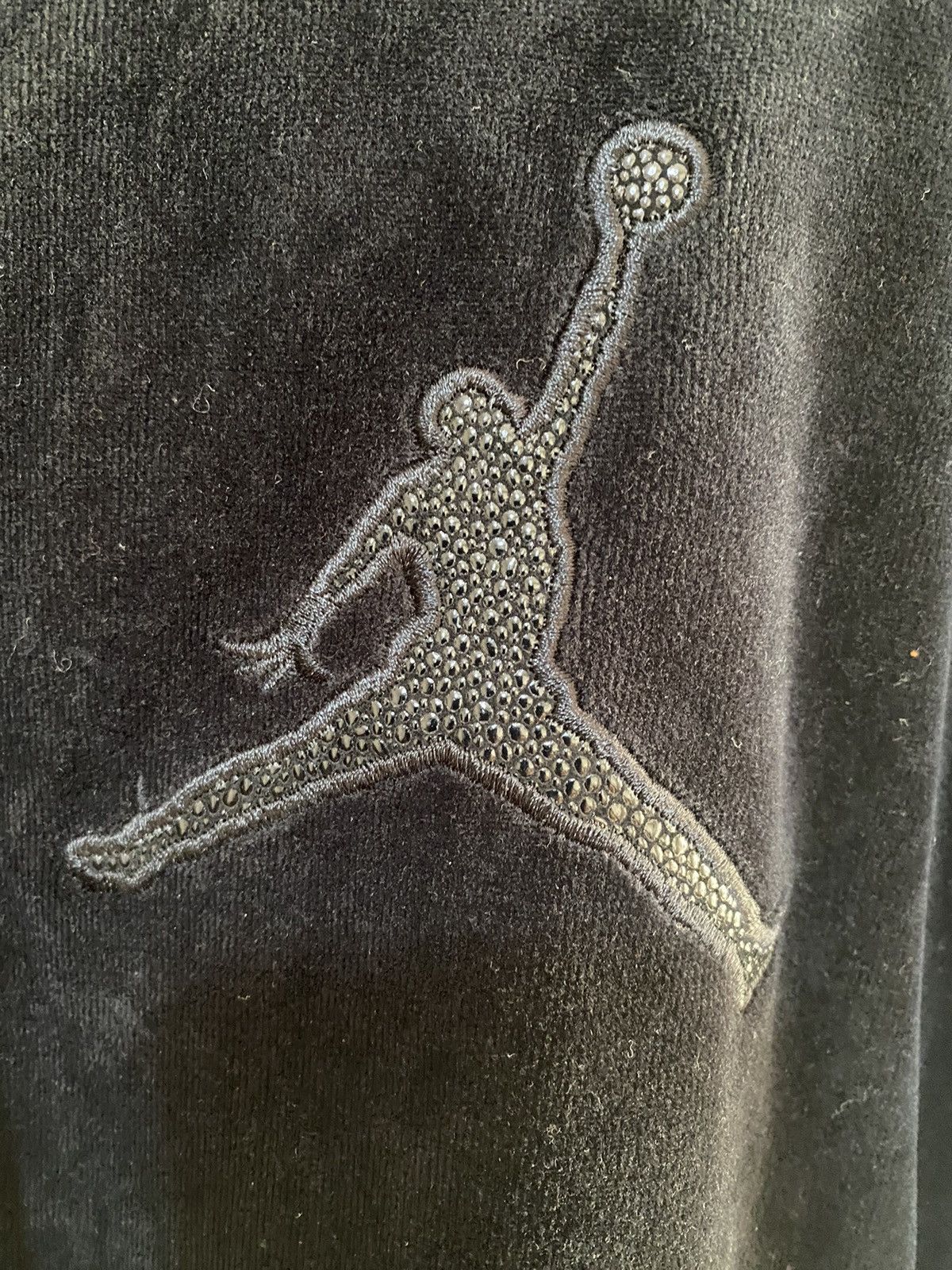 Jordan Brand Jordan X OVO Velour Tracksuit Sweatshirt, XL, black used, Size US XL / EU 56 / 4 - 4 Thumbnail