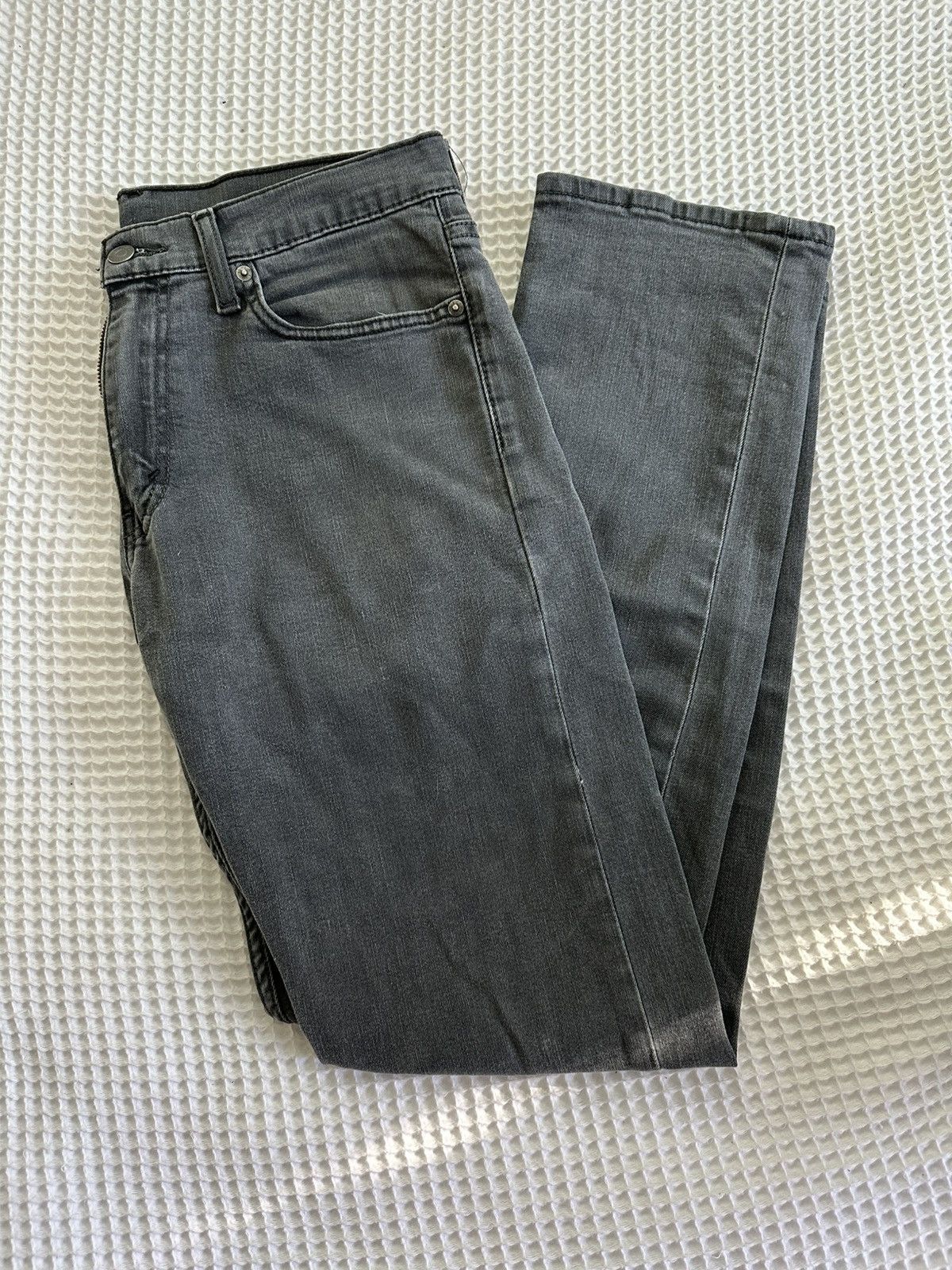 Levi's Levi’s Grey Jeans Size US 32 / EU 48 - 2 Thumbnail