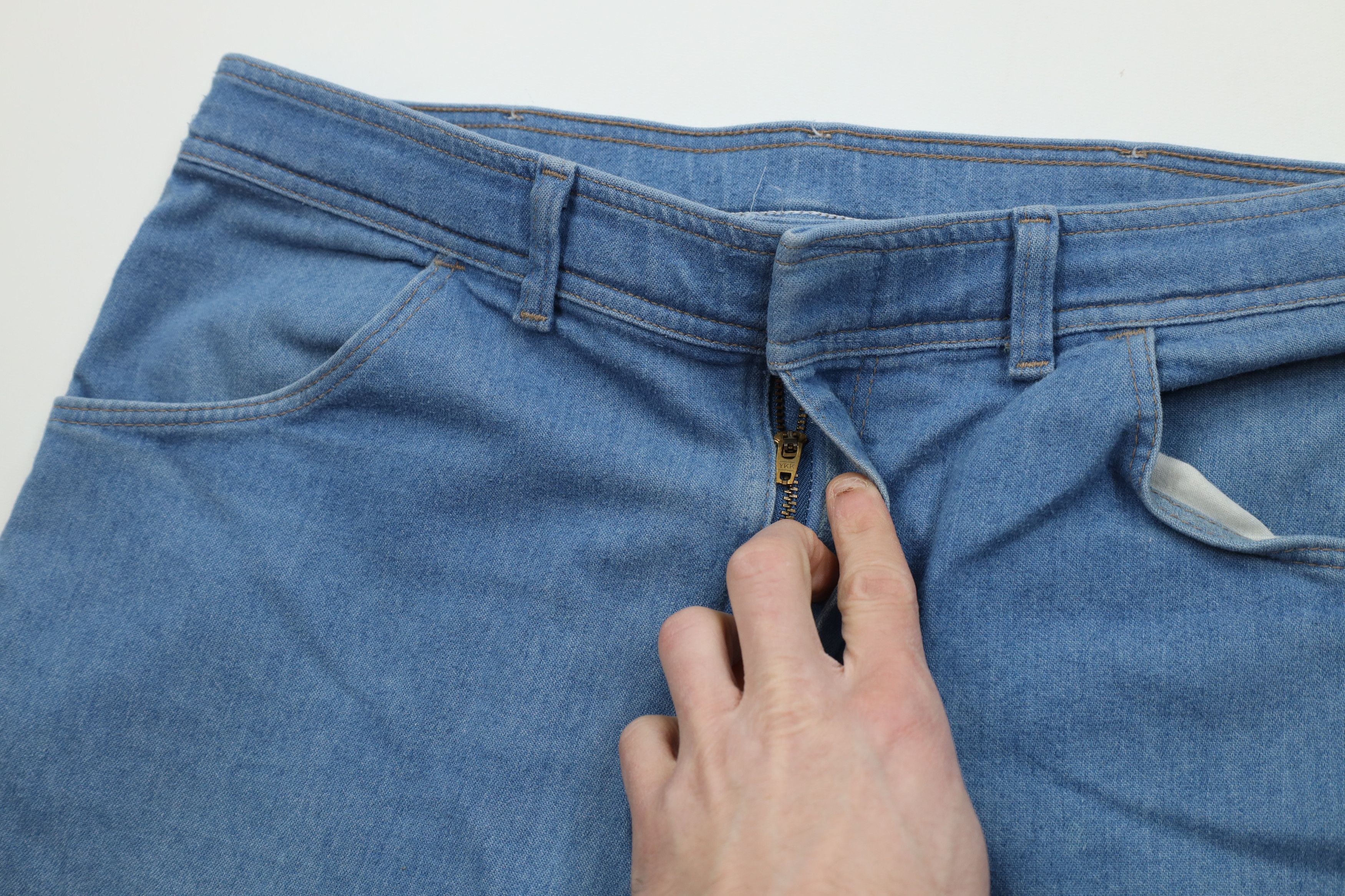 Wrangler Vintage 90s Wrangler Flared Wide Leg Denim Jeans Blue USA Size US 36 / EU 52 - 7 Thumbnail