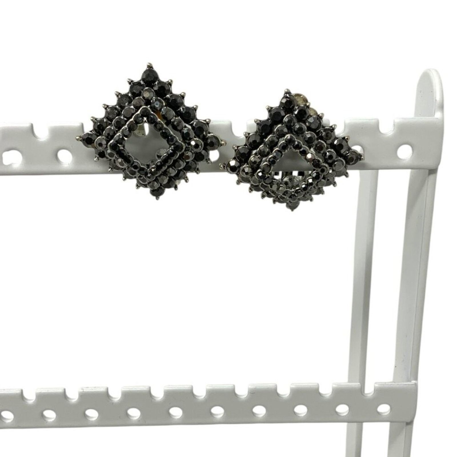 Other Vintage Black Stone Tiered Diamond Shape Clip On Earrings Size ONE SIZE - 7 Thumbnail