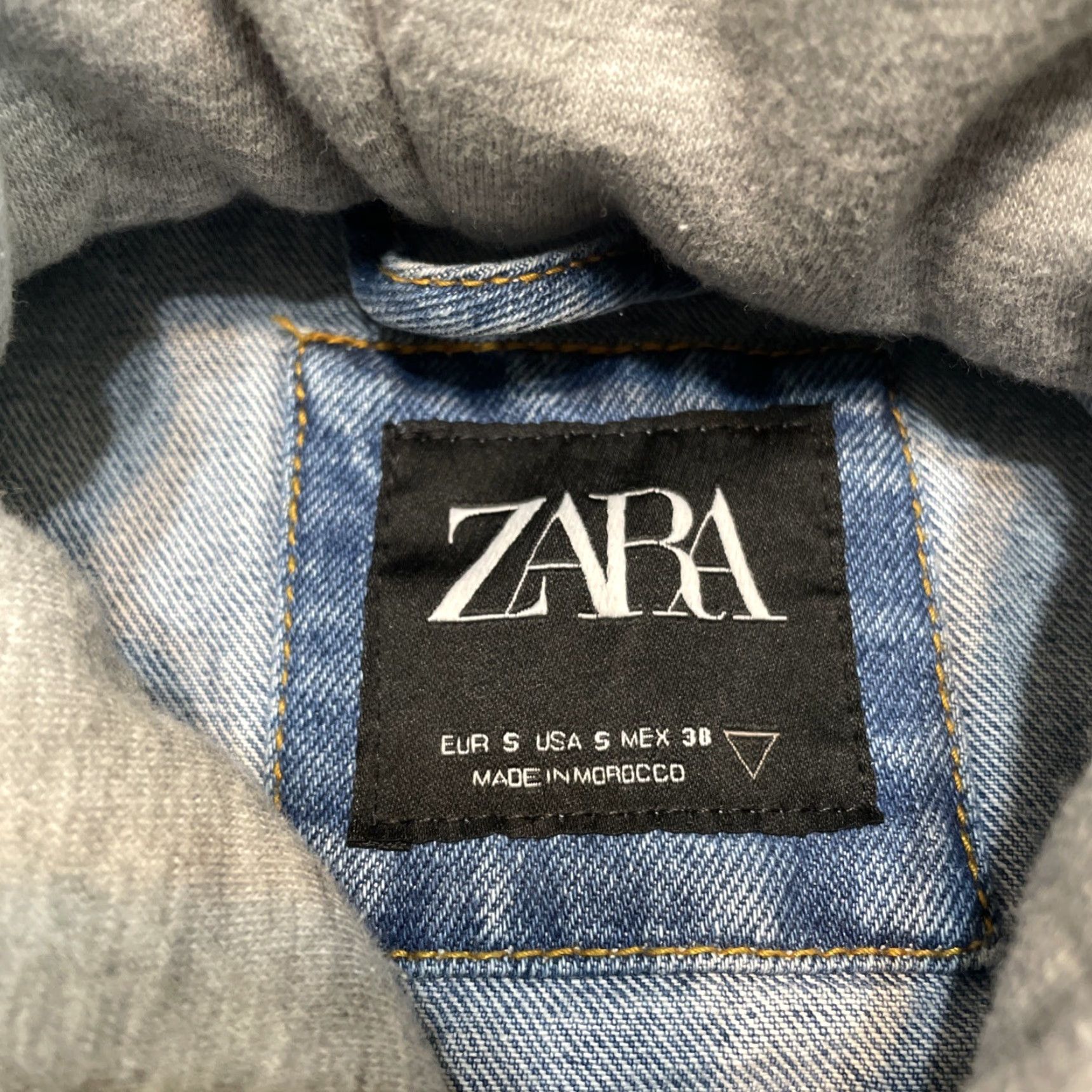 Zara VINTAGE Zara Hooded Denim Vest Women Small Streetwear Blue Cotton 90s Size 28" / US 6 / IT 42 - 2 Thumbnail