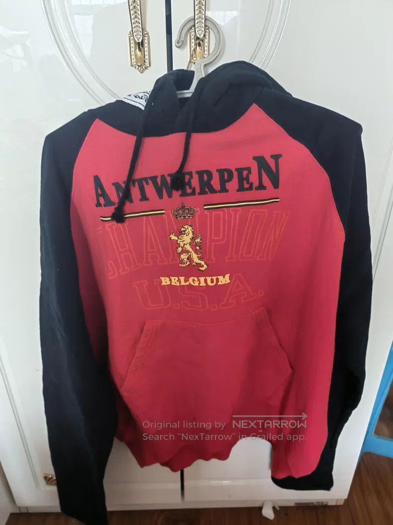 Vetements Hoodie size M black and red color-block hooded