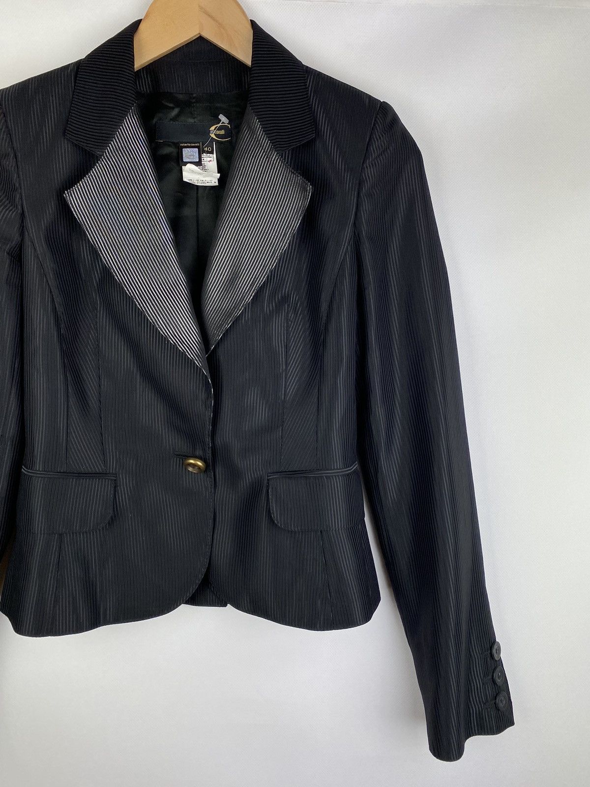 Just Cavalli Just Cavalli ladies striped blazer jacket size 40 / L Size S / US 4 / IT 40 - 3 Thumbnail