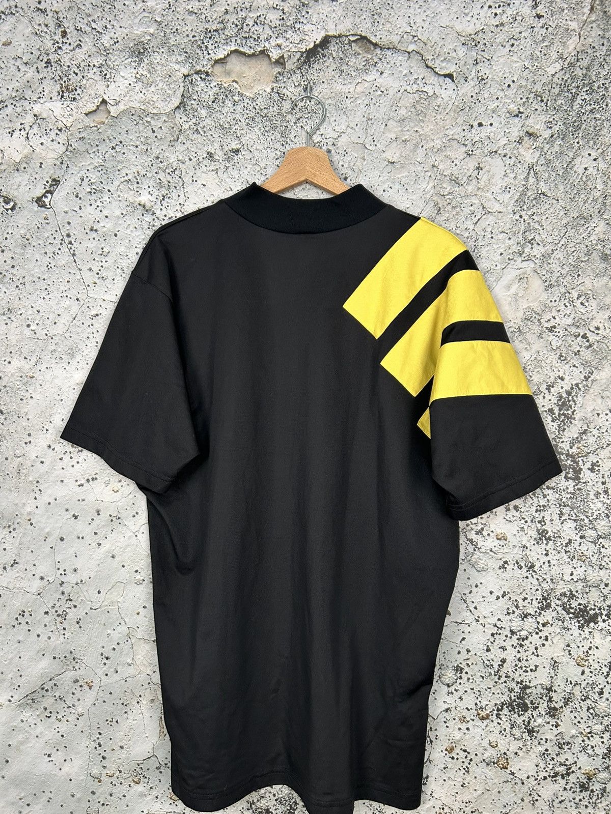 Adidas Vintage Adidas Equipment Sportswear Tee Football Soccer Size US XL / EU 56 / 4 - 5 Thumbnail