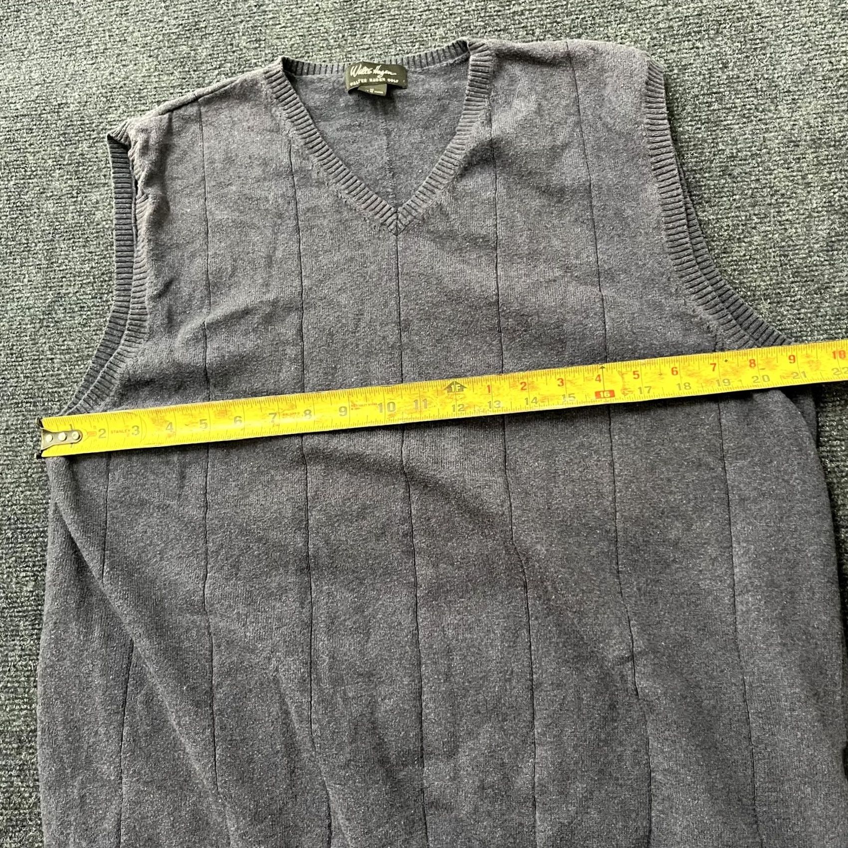 Vintage VINTAGE Walter Hagen Sweater Vest Mens Medium Gray V Neck Golf Knit Pullover Casual Size US M / EU 48-50 / 2 - 6 Thumbnail