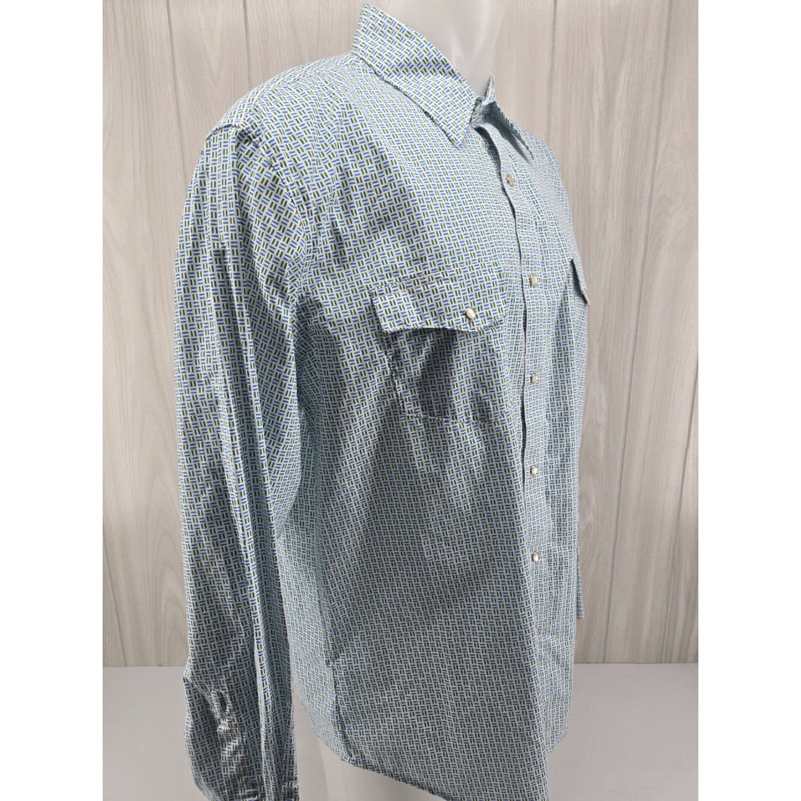 Wrangler VINTAGE Wrangler Shirt Men XL Green Blue Geometric Wrancher Long Sleeve Pearl Snap Size US XL / EU 56 / 4 - 5 Thumbnail
